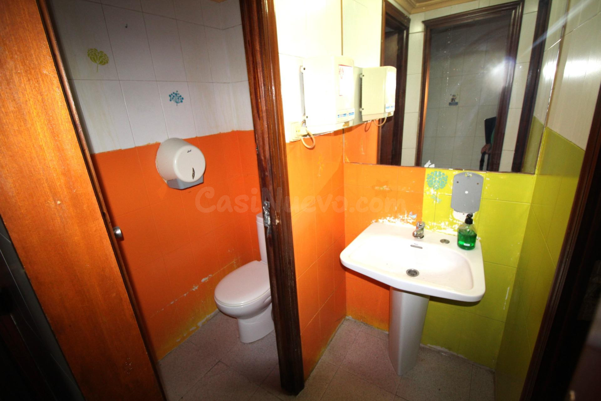 Local comercial 85m² en venta - Ciudad de Asís - foto 4