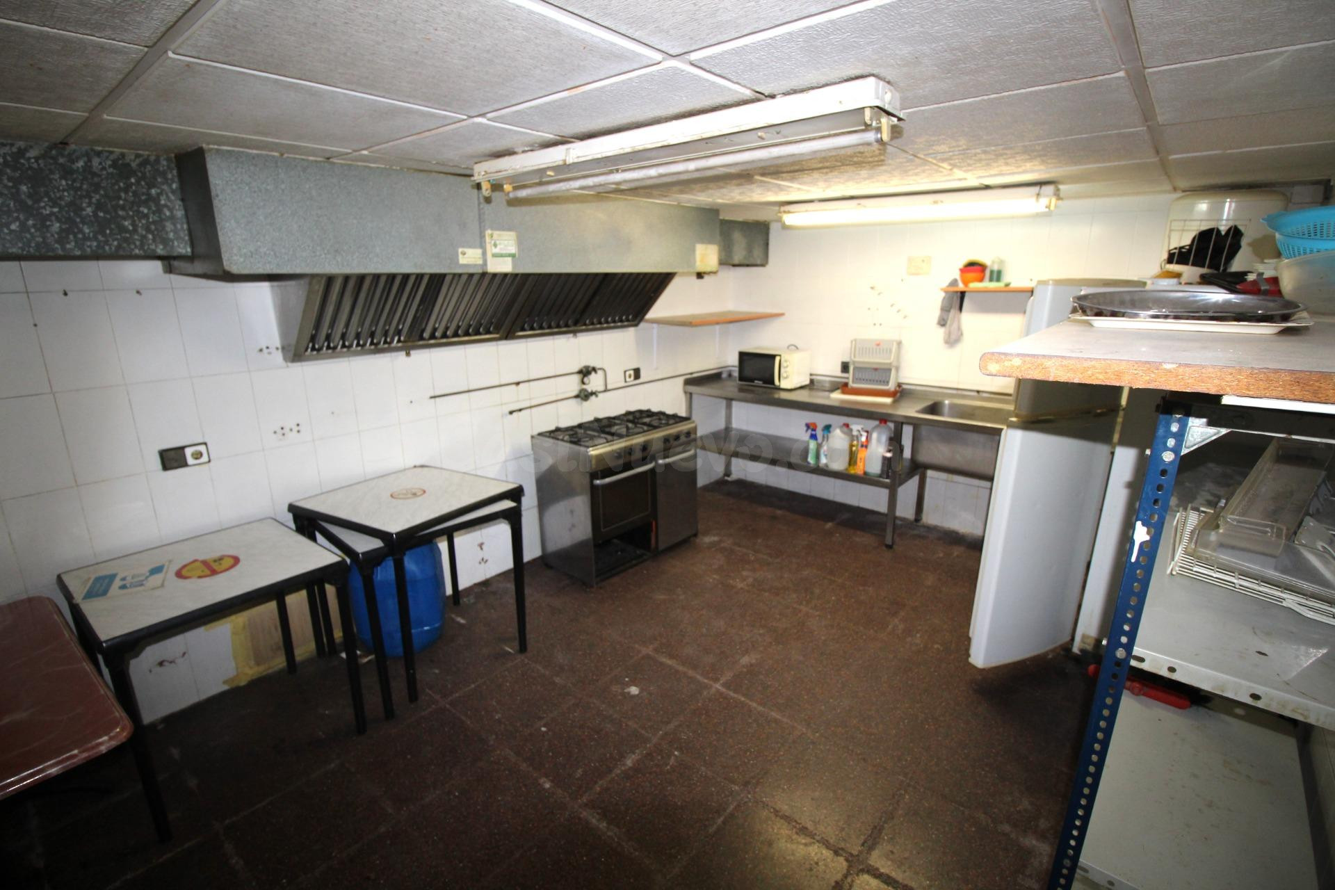 Local comercial 85m² en venta - Ciudad de Asís - foto 5