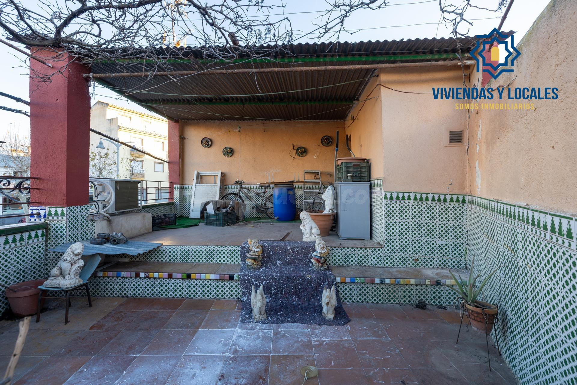 CASA CON ESTUPENDA UBICACIÓN EN ARMILLA. AVENIDA DE LOS OGÍJ