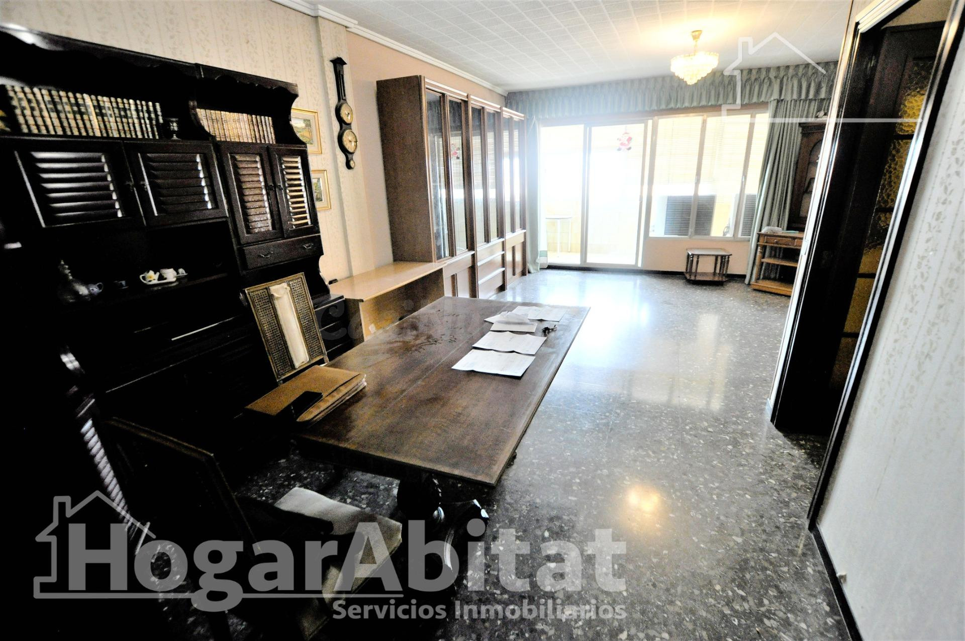 ¡EXCELENTE UBICACIÓN! AMPLIO, ALTO Y EXTERIOR CON BALCÓN - foto 3