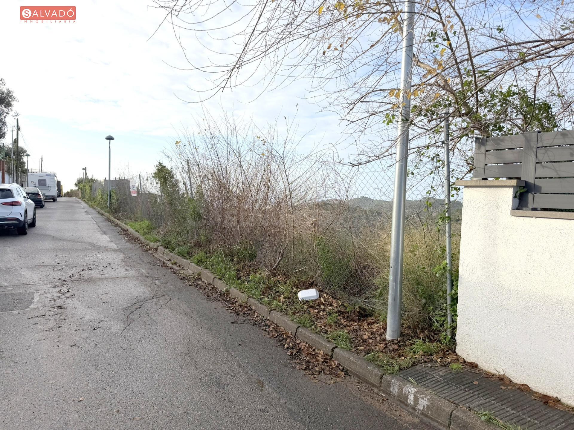 TERRENO DE 644 M2 EN ENTORNO TRANQUILO Y NATURAL – BRISAS DE - foto 3