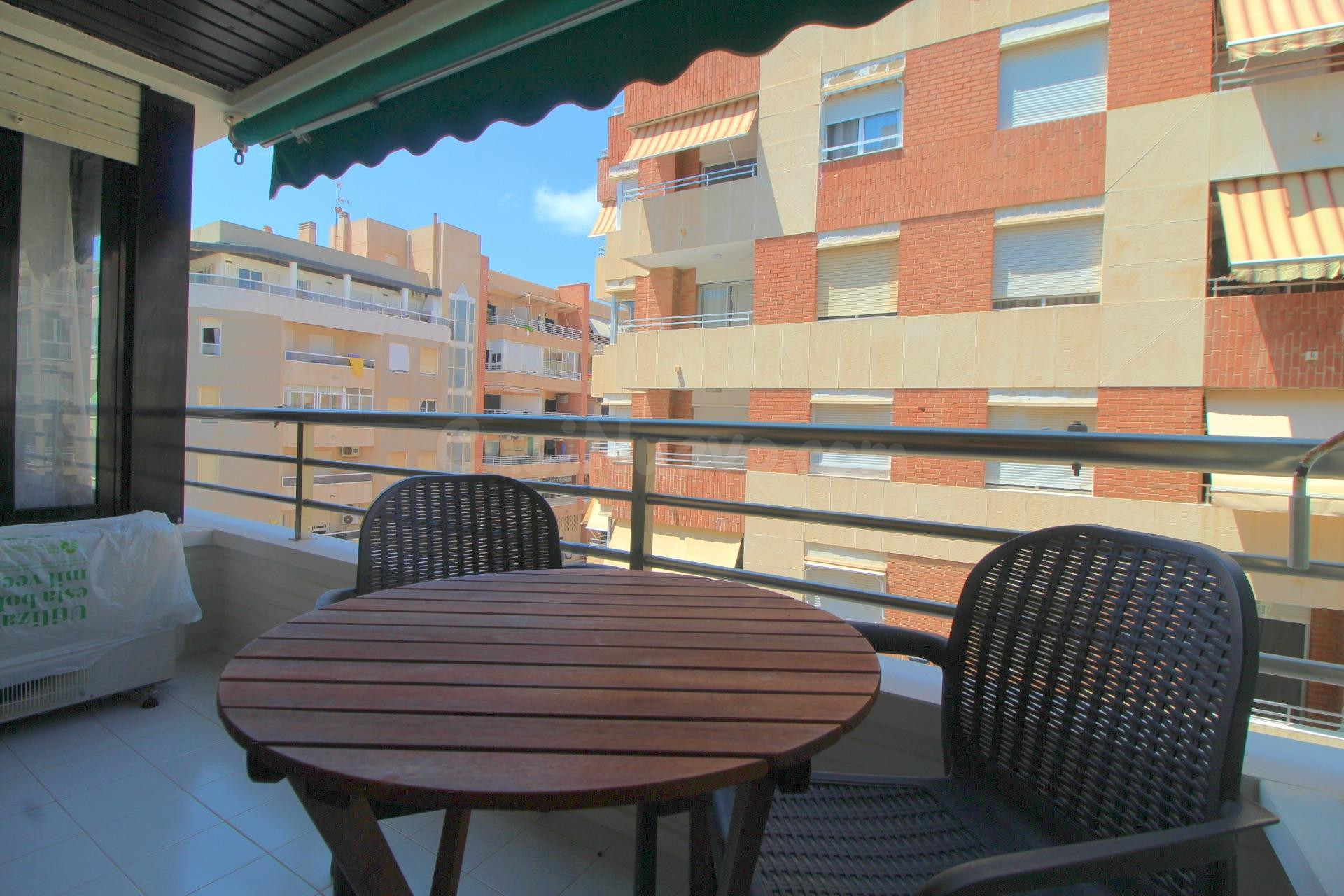Venta de piso a 130m de la Playa del Cura | 3ª Planta con as - foto 2