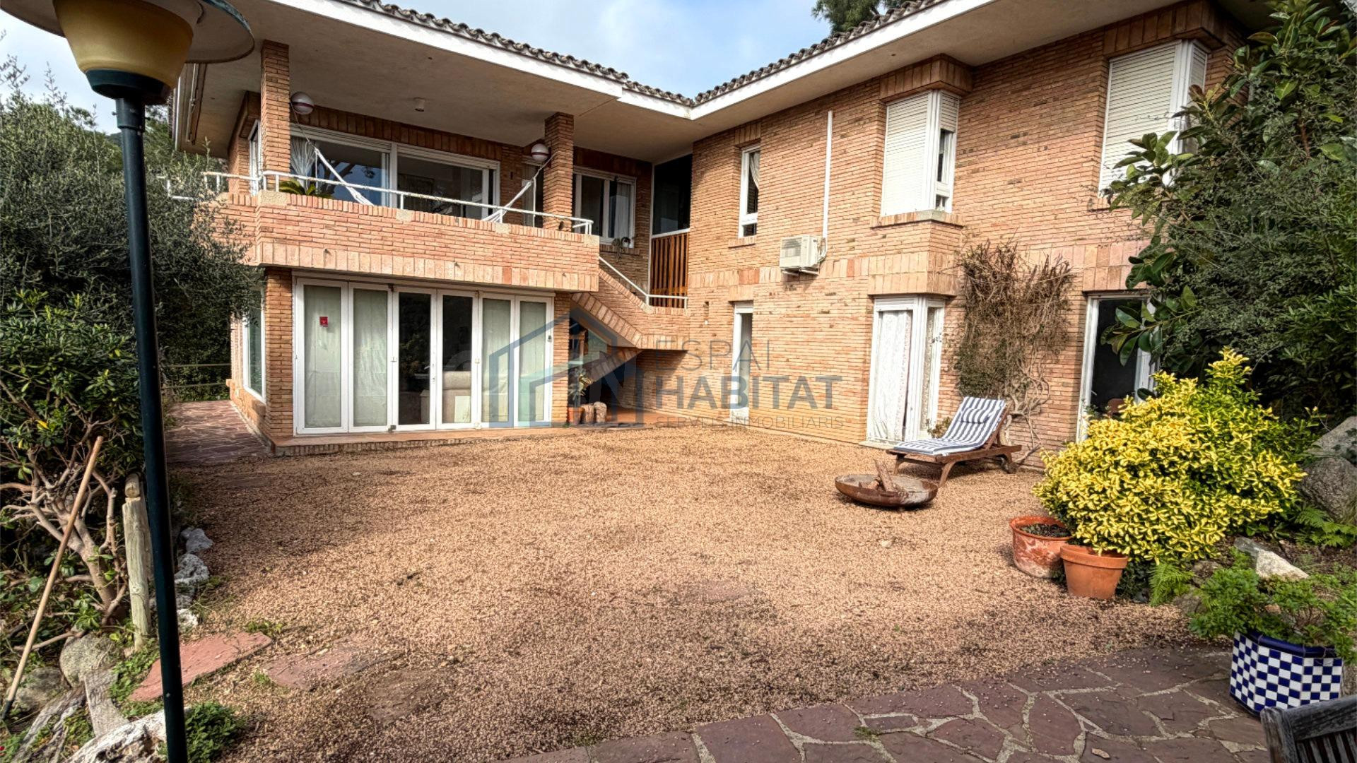 Exclusivo chalet con vistas panorámicas al mar, montaña y Ba - foto 3