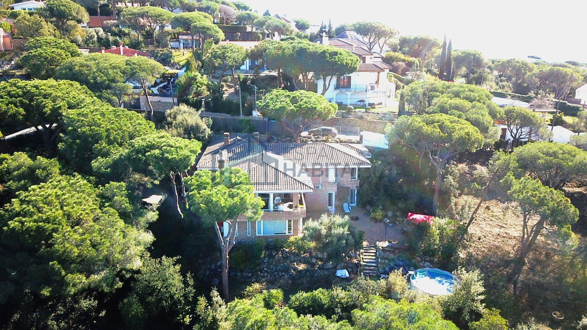 Exclusivo chalet con vistas panorámicas al mar, montaña y Ba - foto 5
