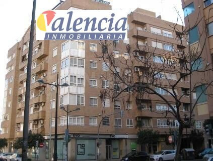 Local comercial 179m² en venta - Benimaclet