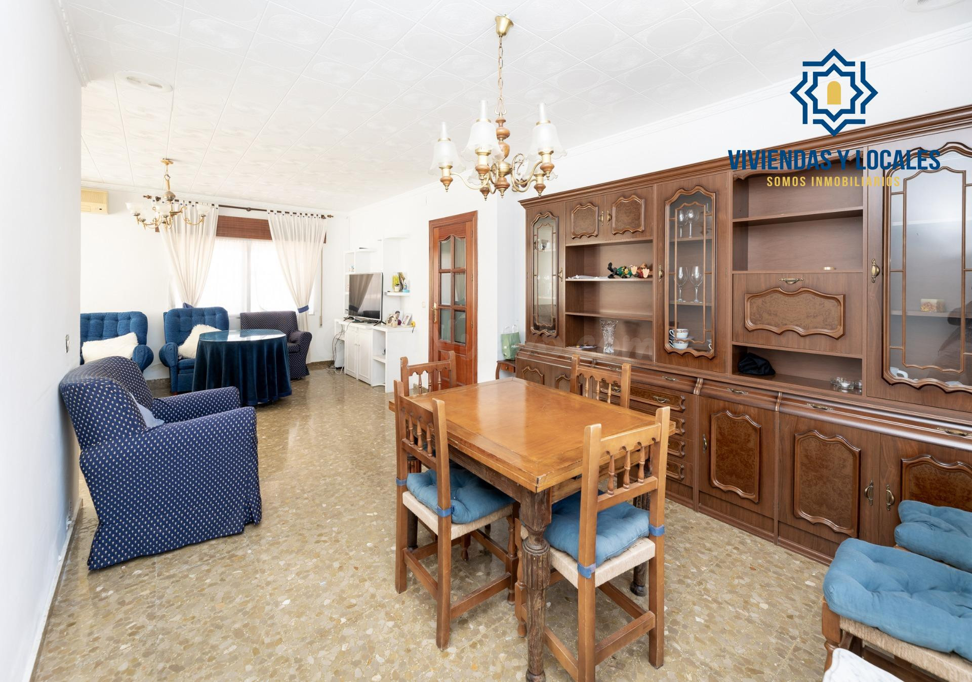 Casa en esquina con amplios espacios en Belicena, Vegas del  - foto 4