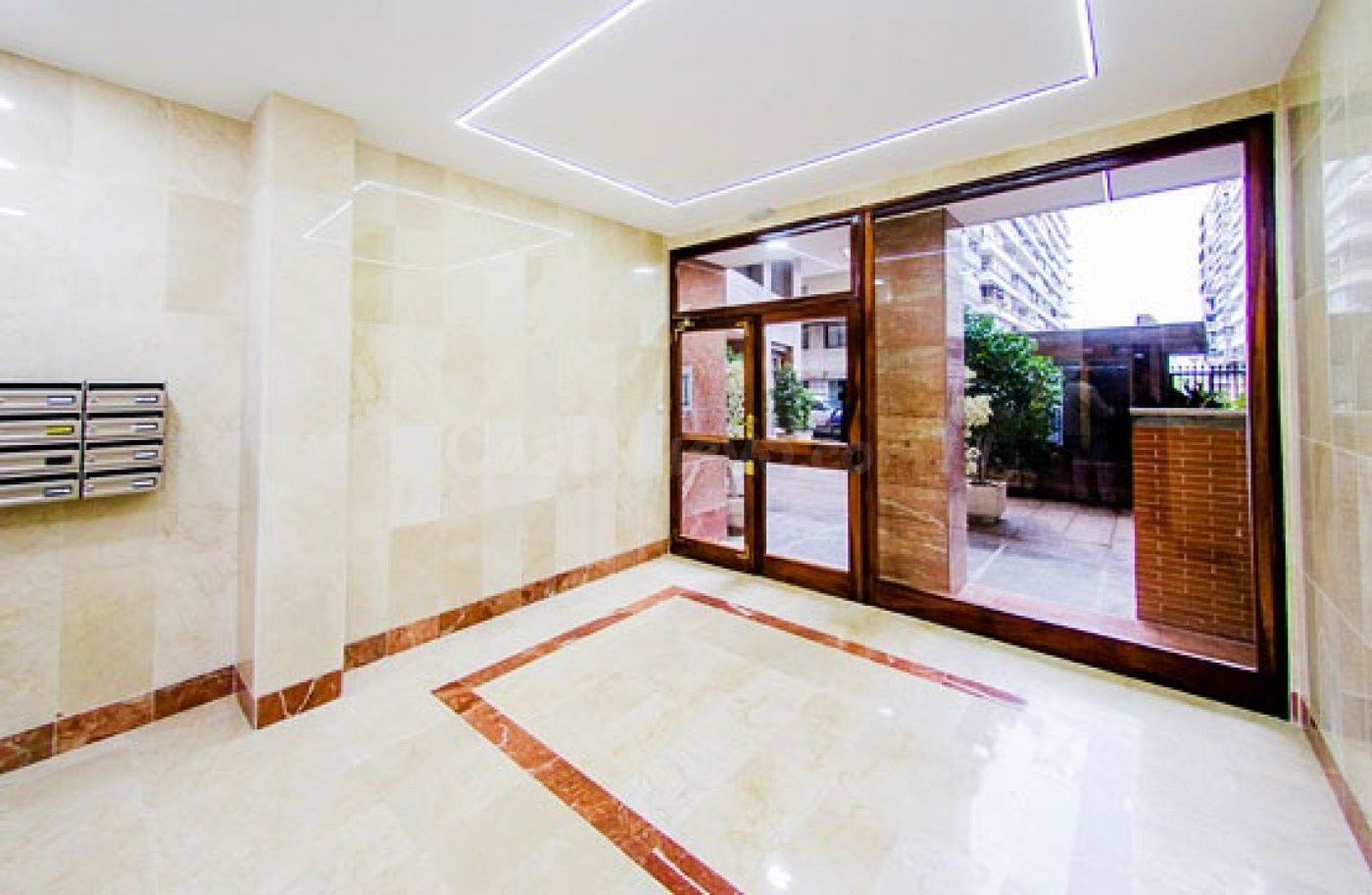 Alquiler oficina - foto 4