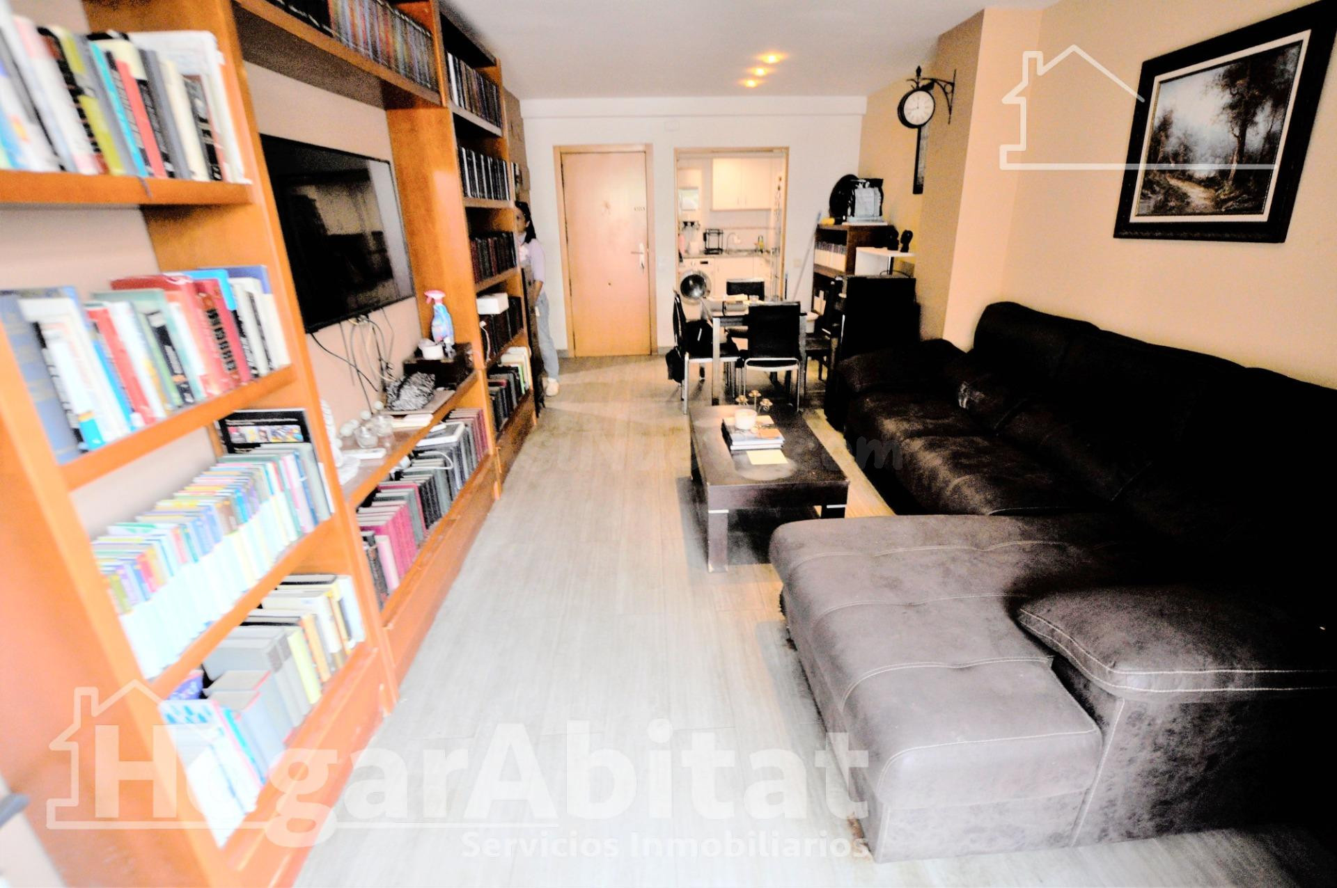 BONITO, LUMINOSO Y EXTERIOR CON GRAN TERRAZA Y ASCENSOR - foto 4