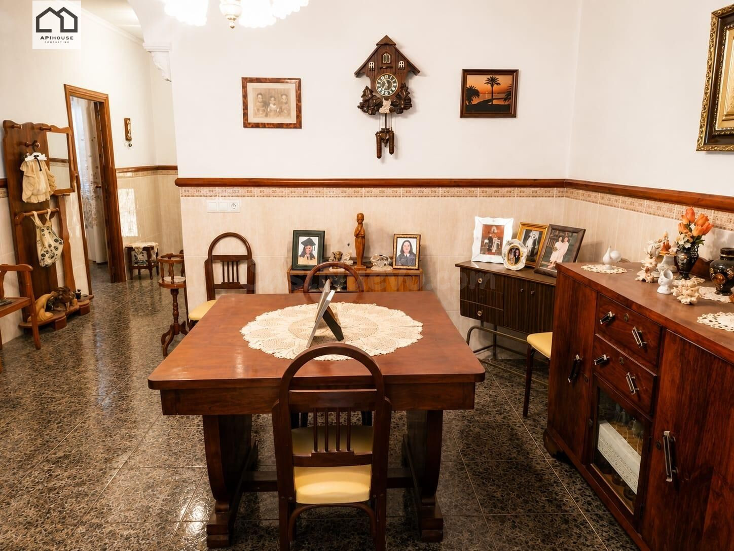 Dos viviendas con patio, cochera y más de 500 m2 en Benejúza - foto 3