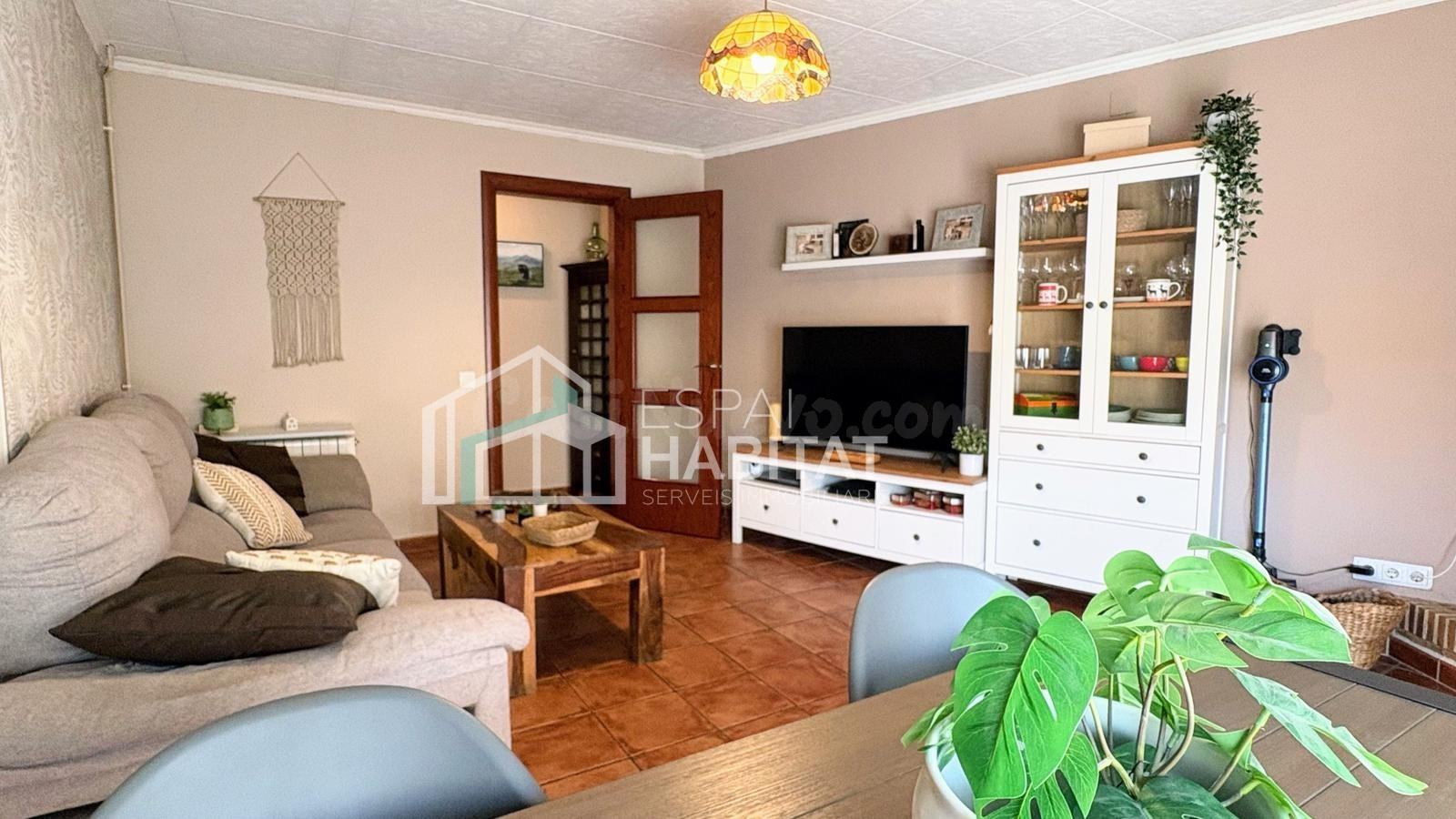 Encantadora Casa Tríplex con garaje en Vilassar de Dalt con  - foto 3