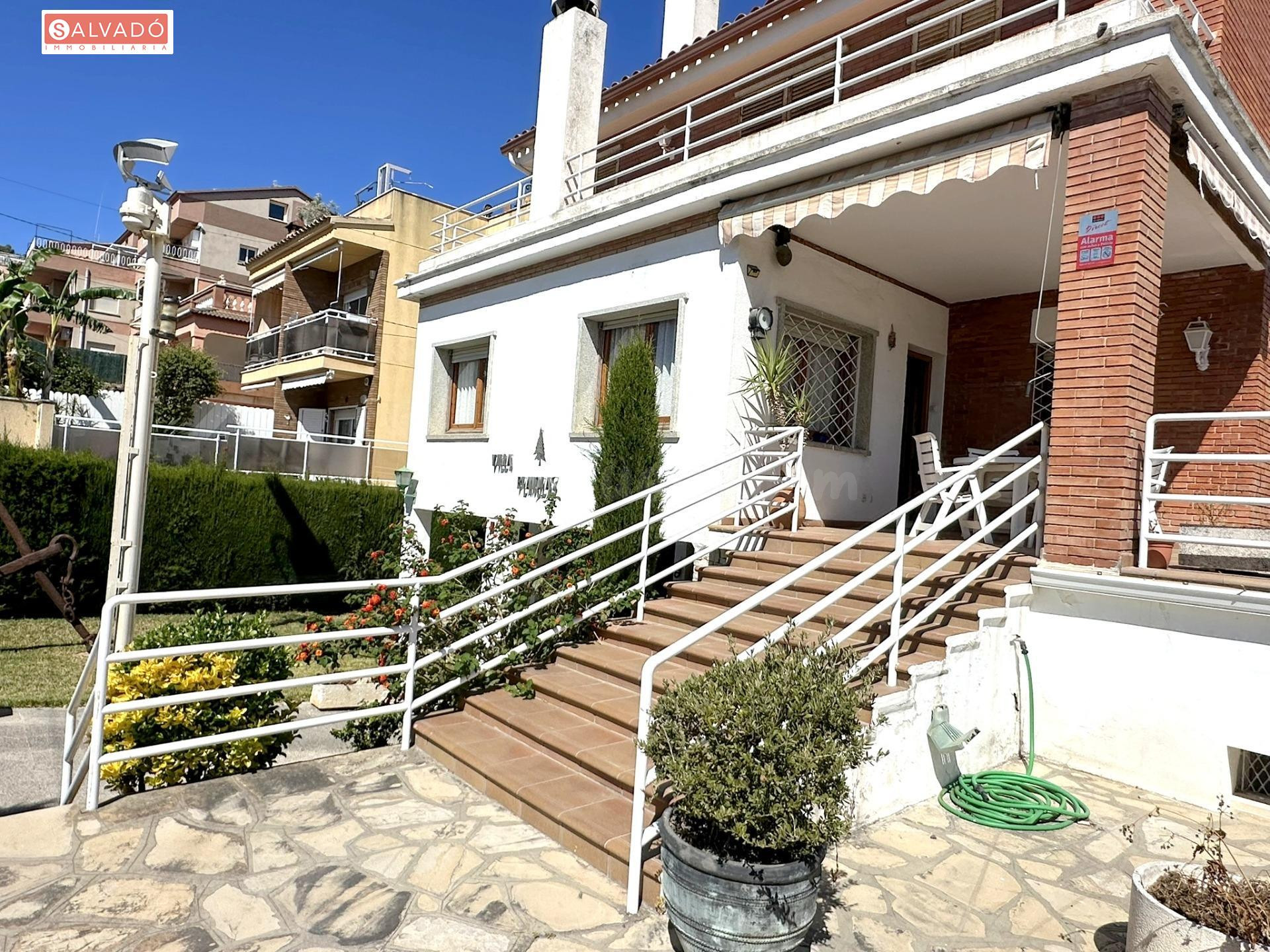 CHALET INDEPENDIENTE CON PISICNA !!! - foto 3