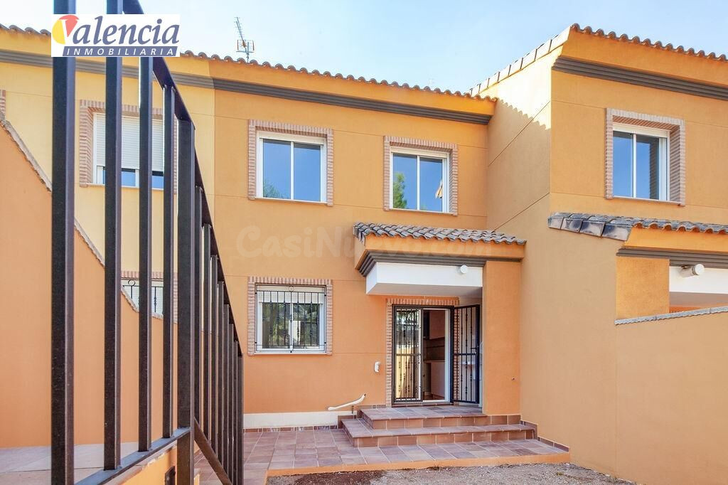 Adosado 3 habitaciones 141m² en venta - Carretera convento - foto 2