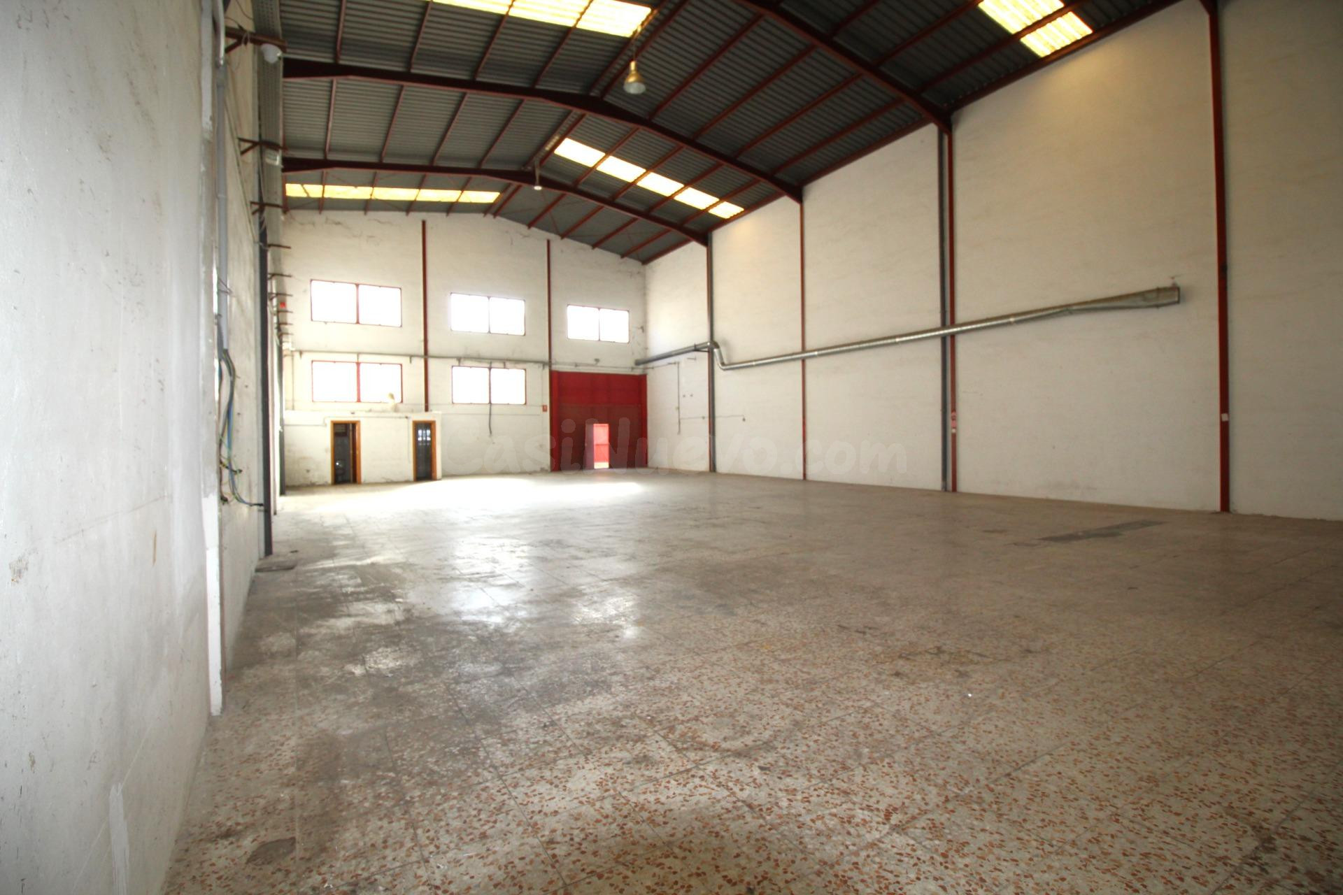 Nave Industrial en Pol. Ind. de Torrellano: Espacio Ideal pa - foto 5
