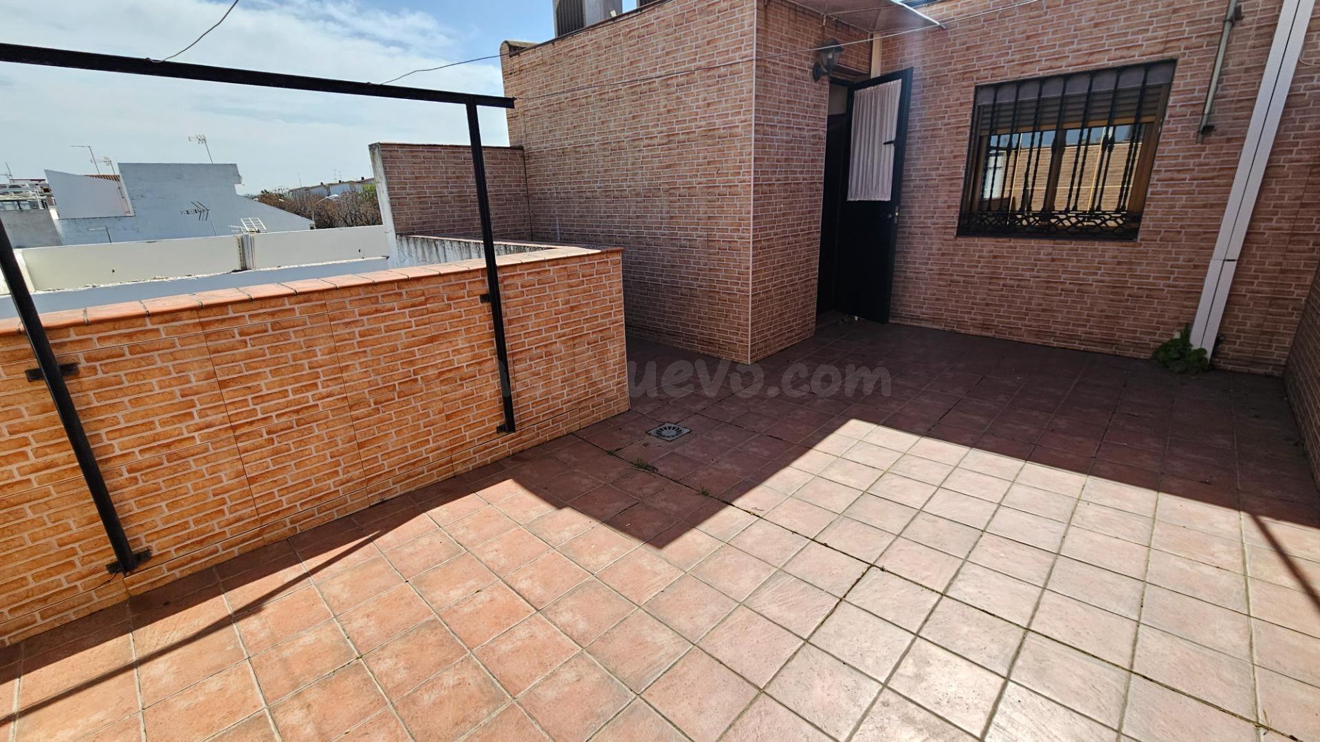 CAÑERO. Amplia Casa con cochera privada - foto 5