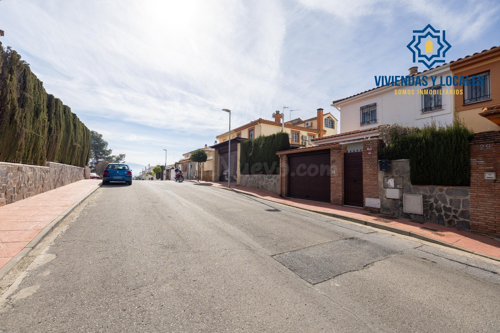 ✨ ¡Tu nuevo hogar con piscina a solo 15 minutos de Granada! - foto 3