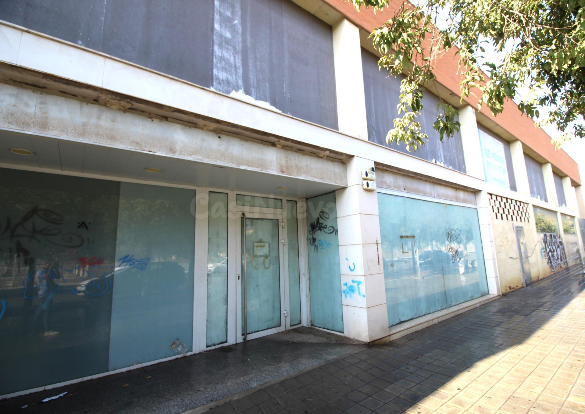Local Comercial en Alquiler: Espacio Ideal para tu Negocio - foto 2