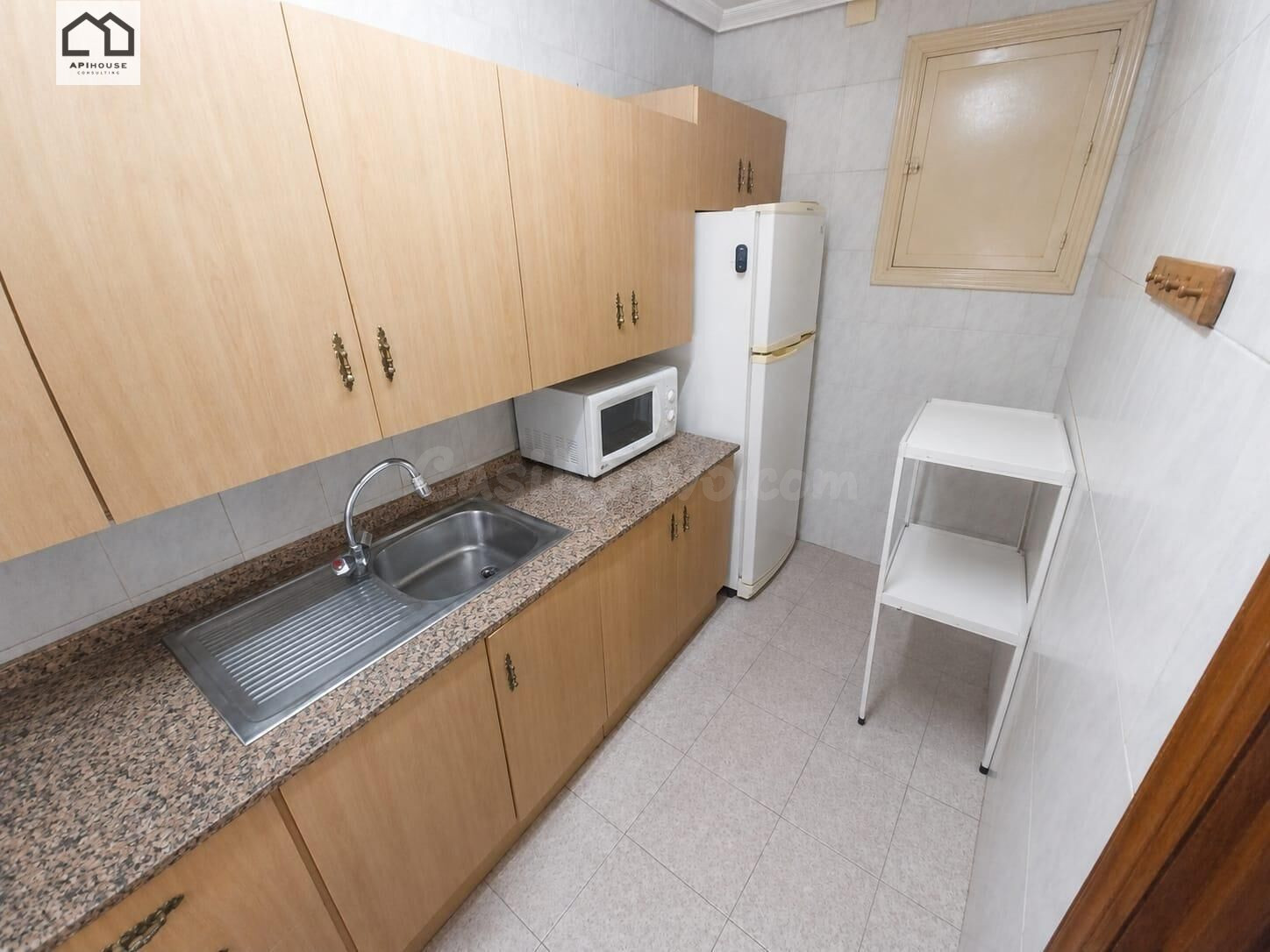 APIHOUSE VENDE GRAN VIVIENDA CON NAVE Y PATIO EN BENEJUZAR.  - foto 2