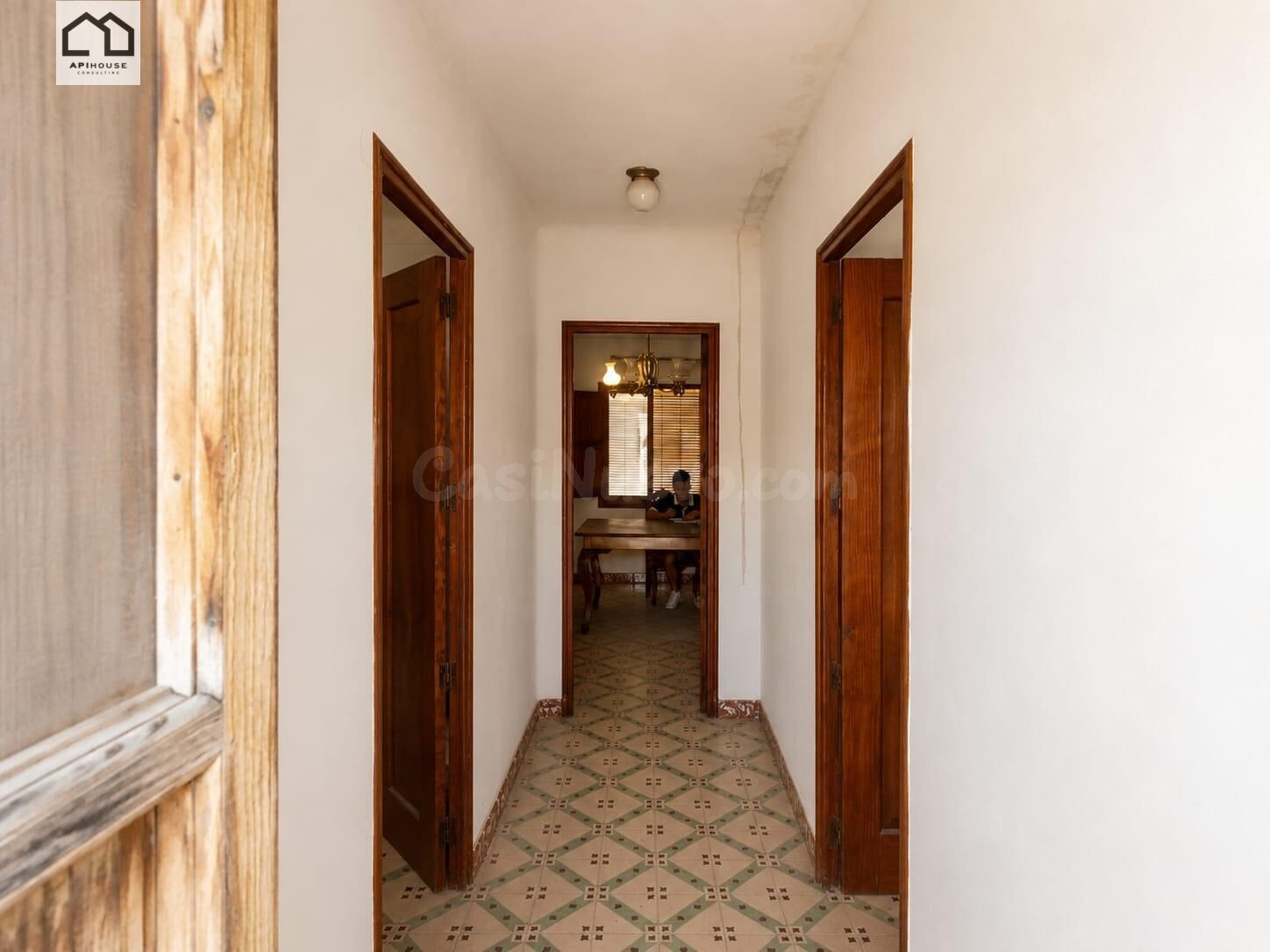APIHOUSE VENDE GRAN VIVIENDA CON NAVE Y PATIO EN BENEJUZAR.  - foto 4