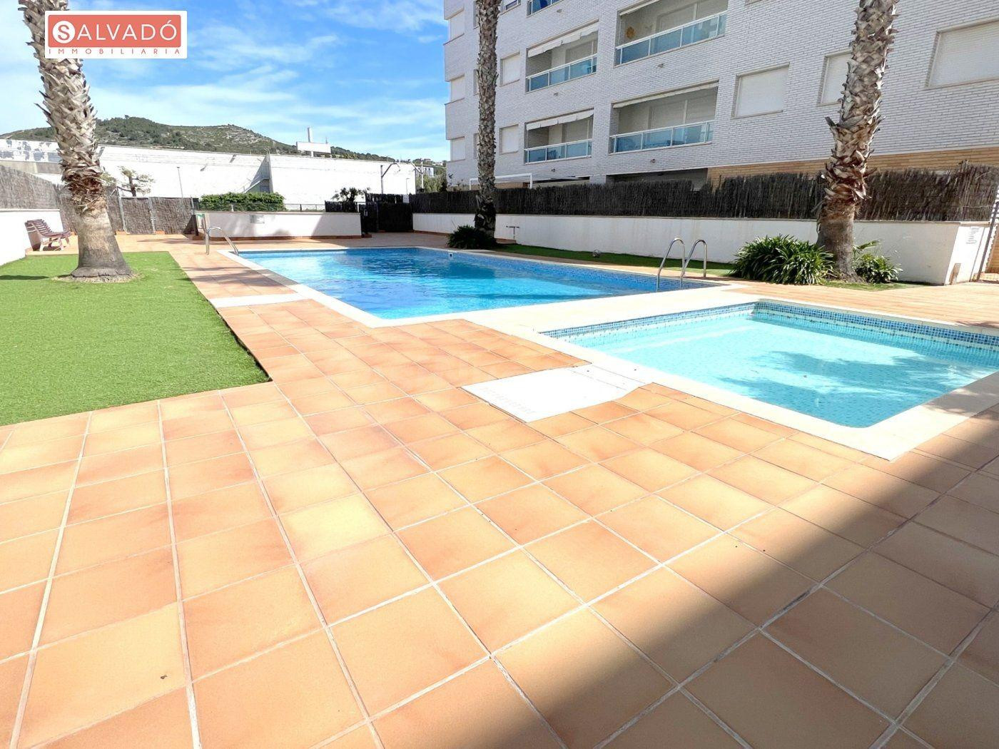 PISO SEMINUEVO CON PISCINA COMUNITARIA EN EL MAS MEL !!! - foto 4