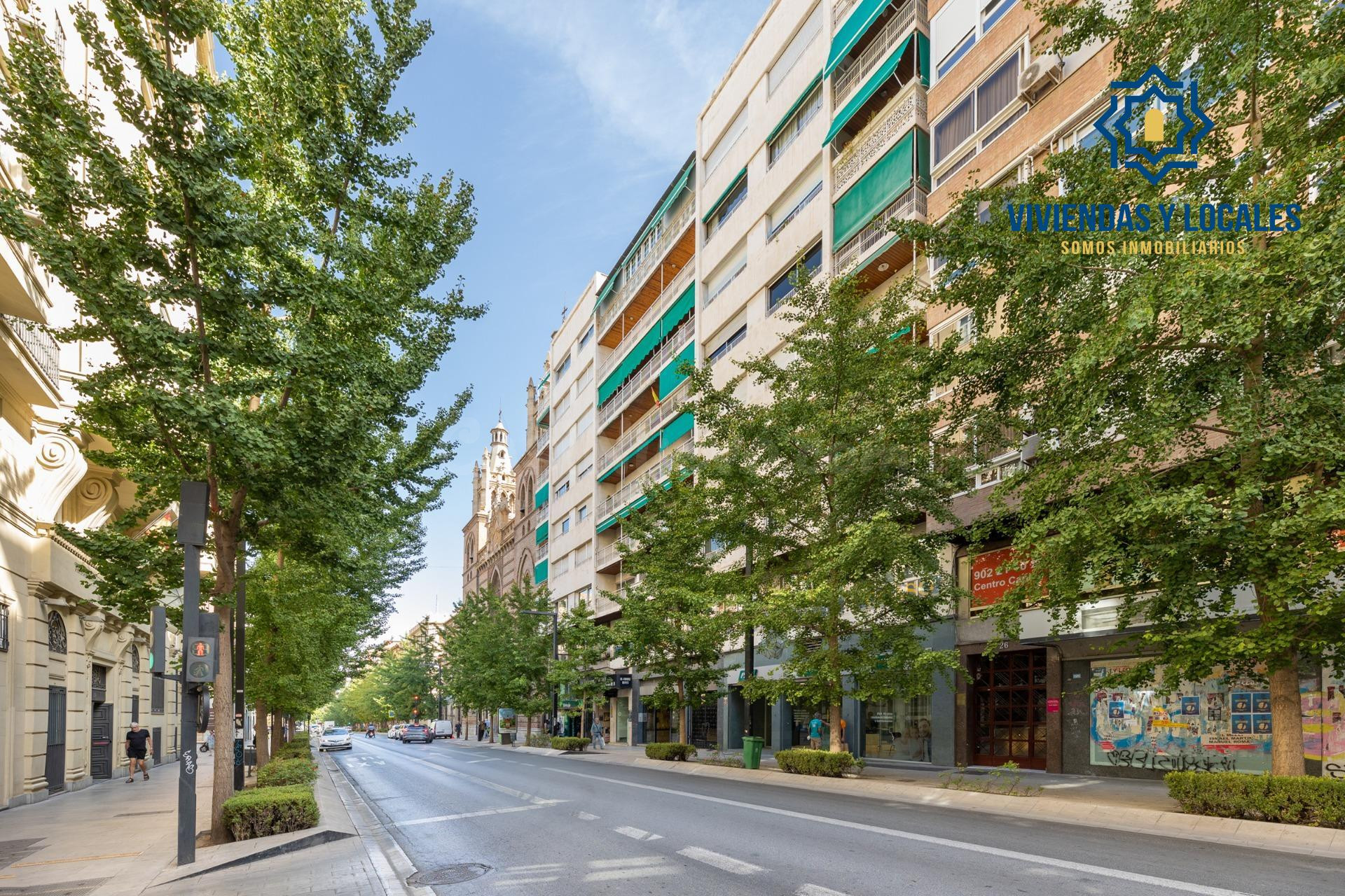 Local 377 m2 en Gran Vía – Centro Granada - foto 2