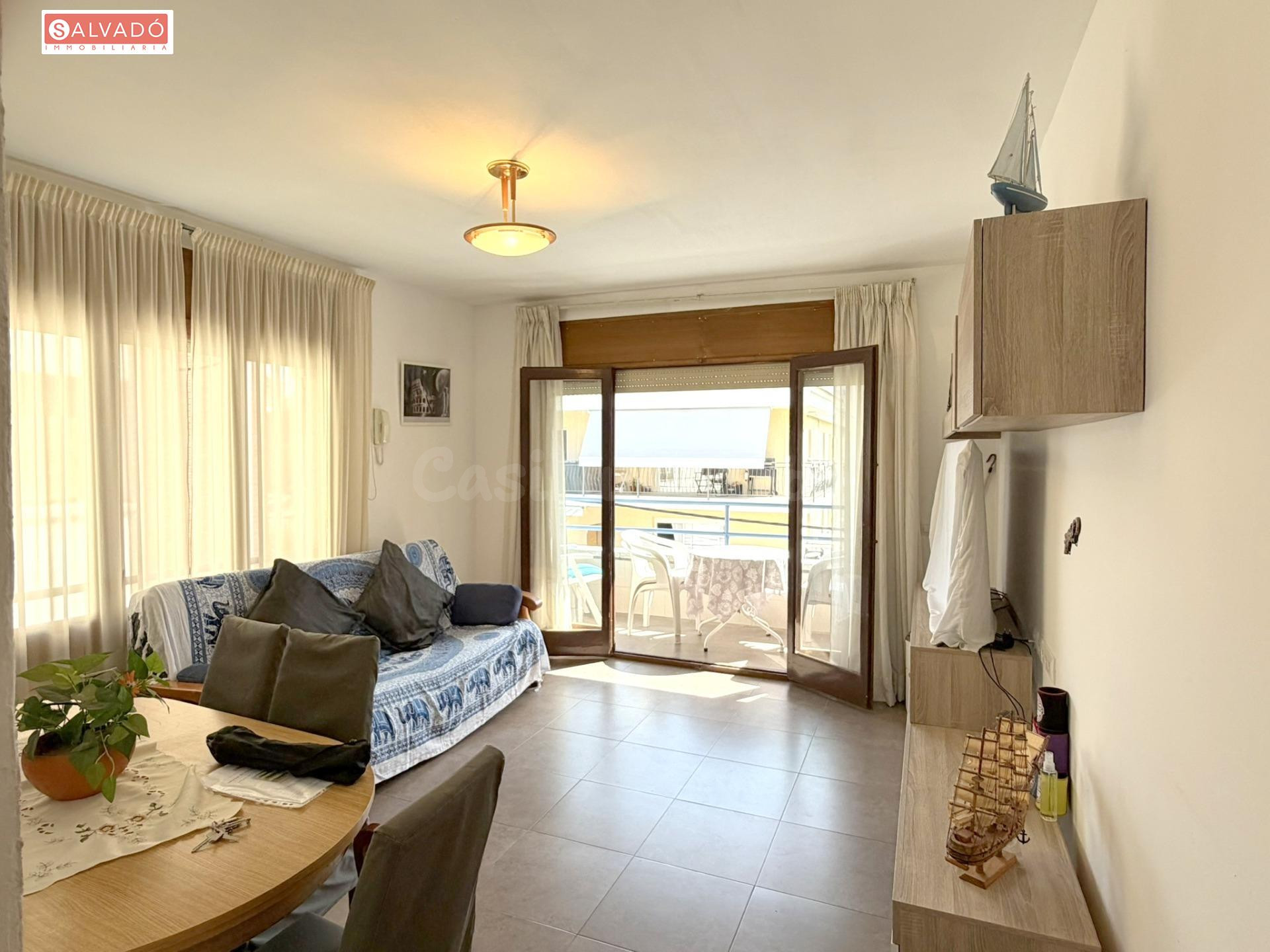 ¡ÁTICO REFORMADO DE 3 DORMITORIOS DOBLES CON BALCÓN Y TRASTE - foto 3