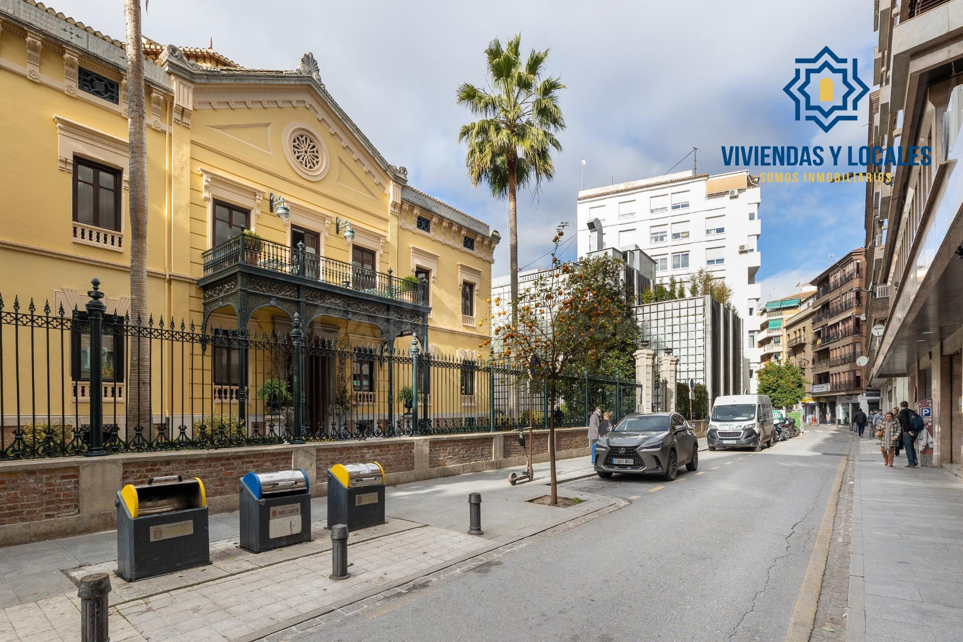 Exclusiva vivienda con vistas al Palacio de los Patos, junto - foto 2