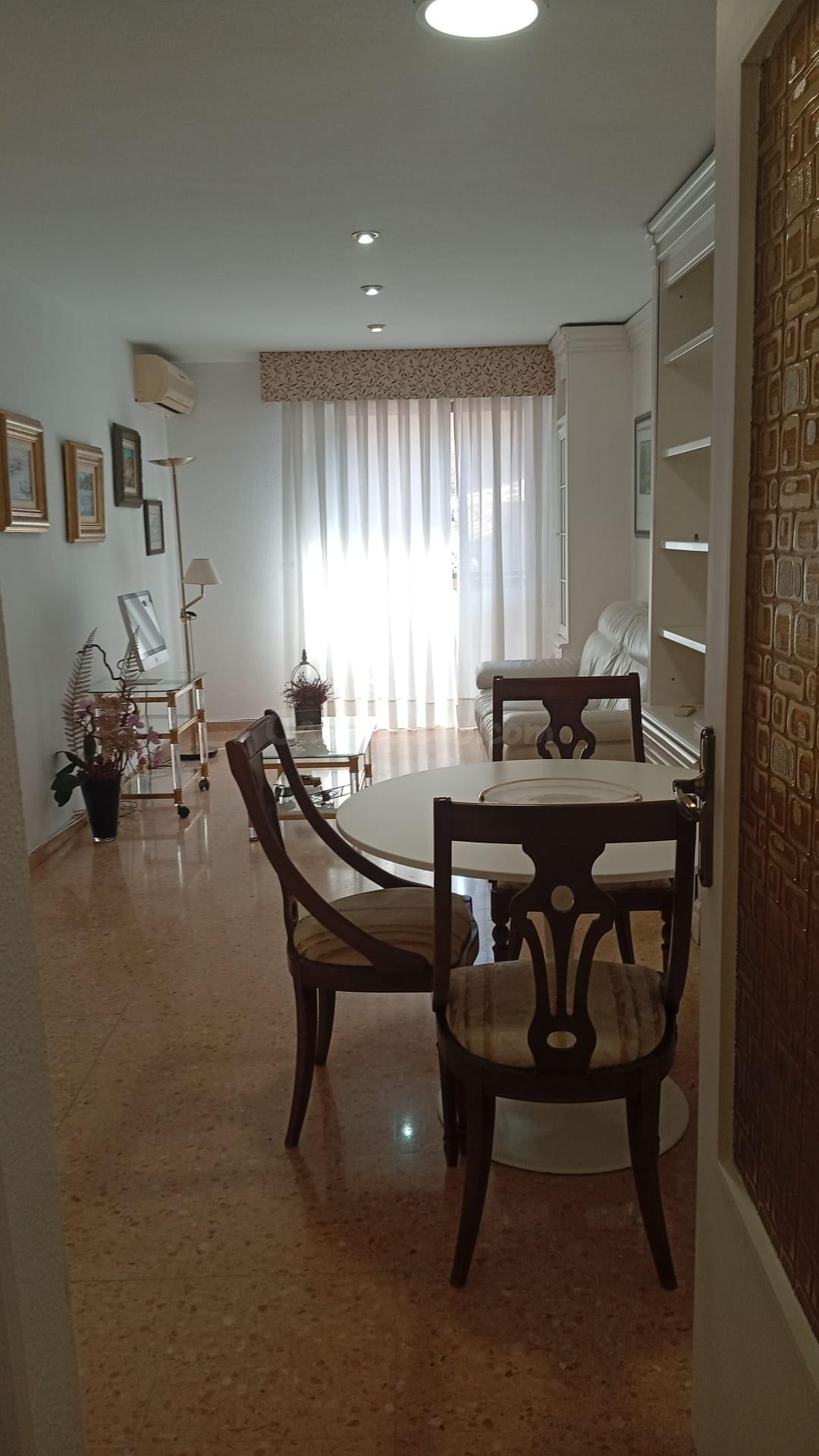 Piso 4 habitaciones 111m² en alquiler - San Nicolás