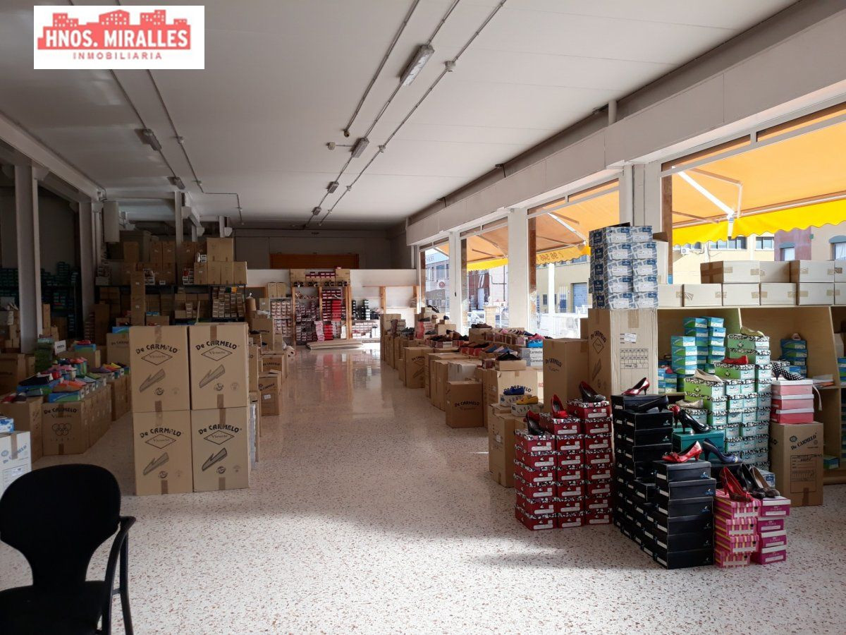 Se vende Nave de EXPOSICION en 3 plantas  Poligono Industria - foto 2