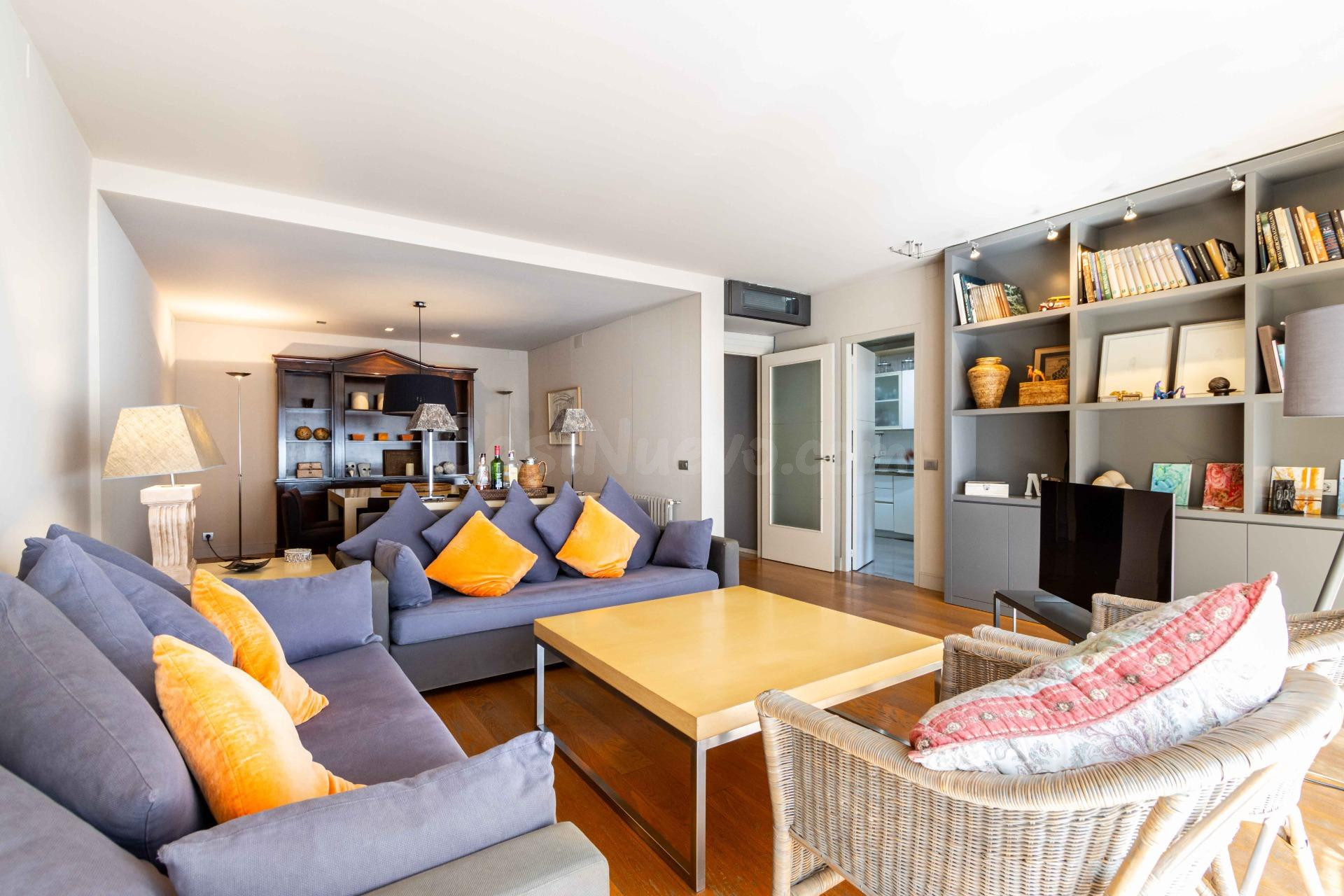 MAGNÍFICA CASA EN VENTA EN EL CENTRO DE SABADELL - foto 2