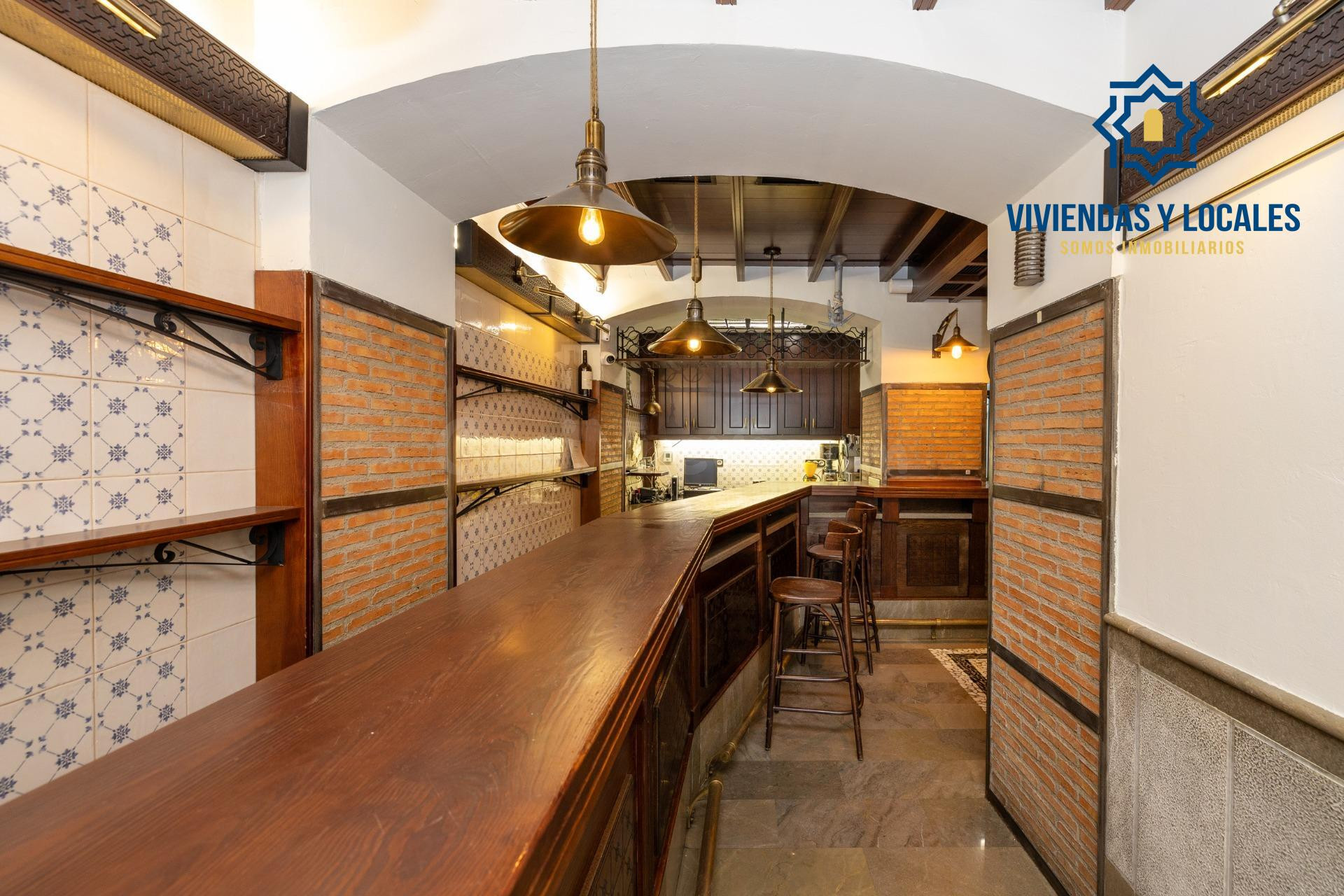 Oportunidad. Local con licencia de Bar-Restaurante en zona d - foto 5