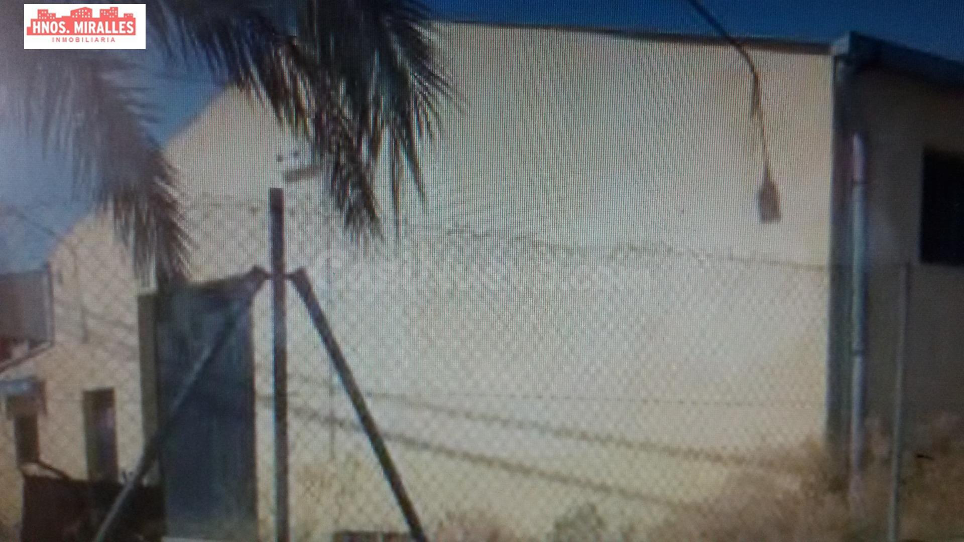 SE VENDE NAVE EN CREVILLENTE CON FACHADA CARRETERA - foto 3