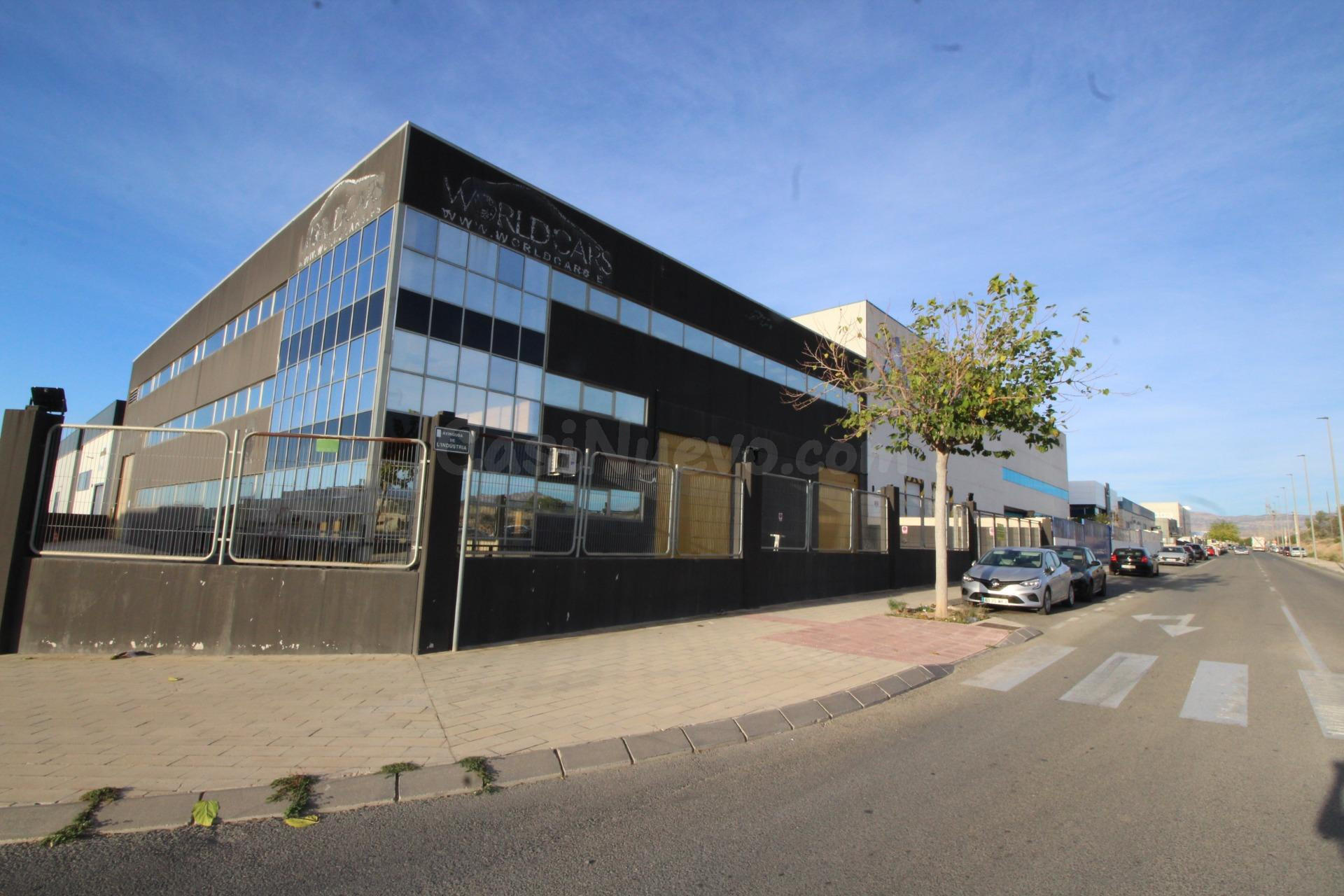 Alquiler de nave en Villamontes-Boqueres