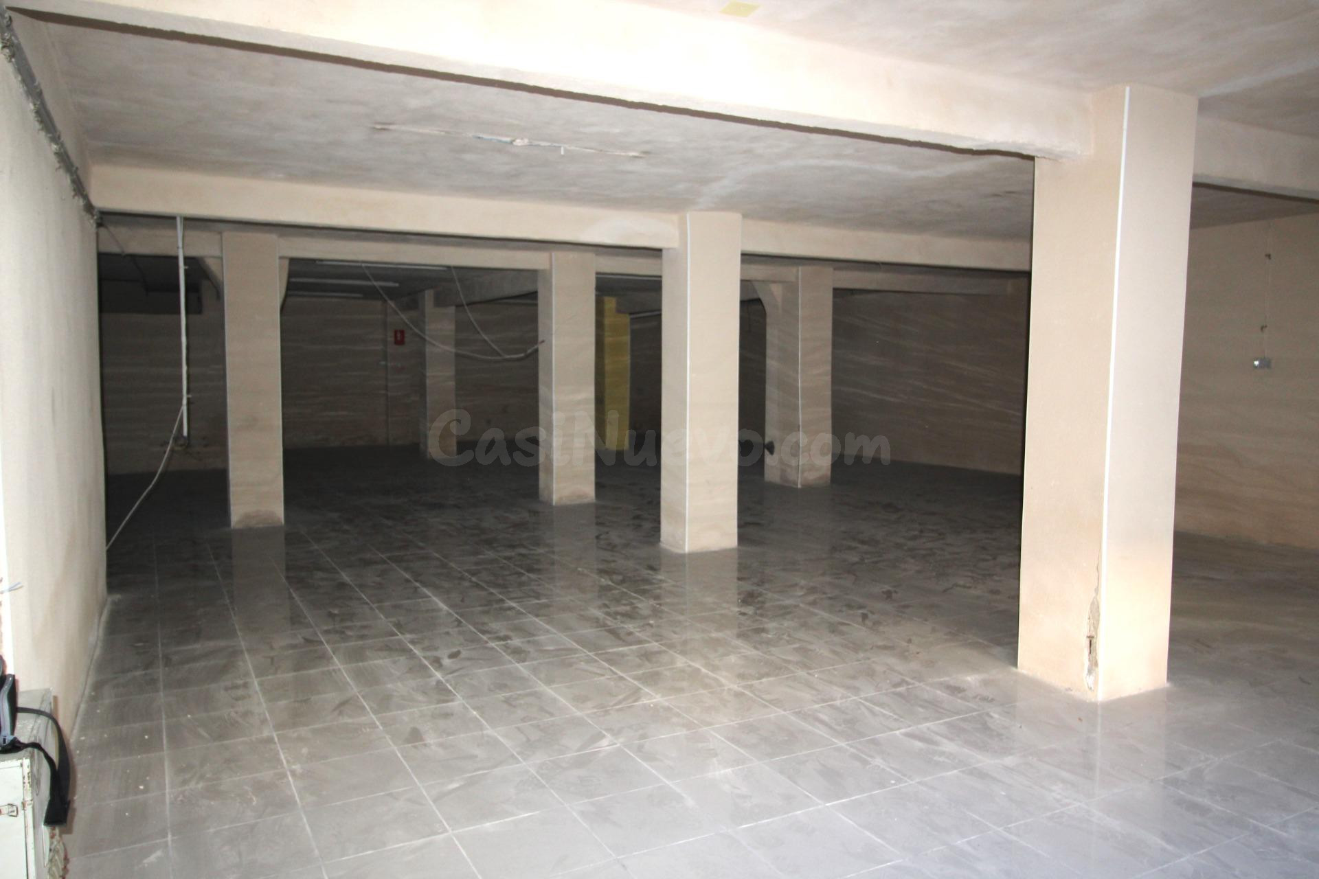 Se vende local en Elche
