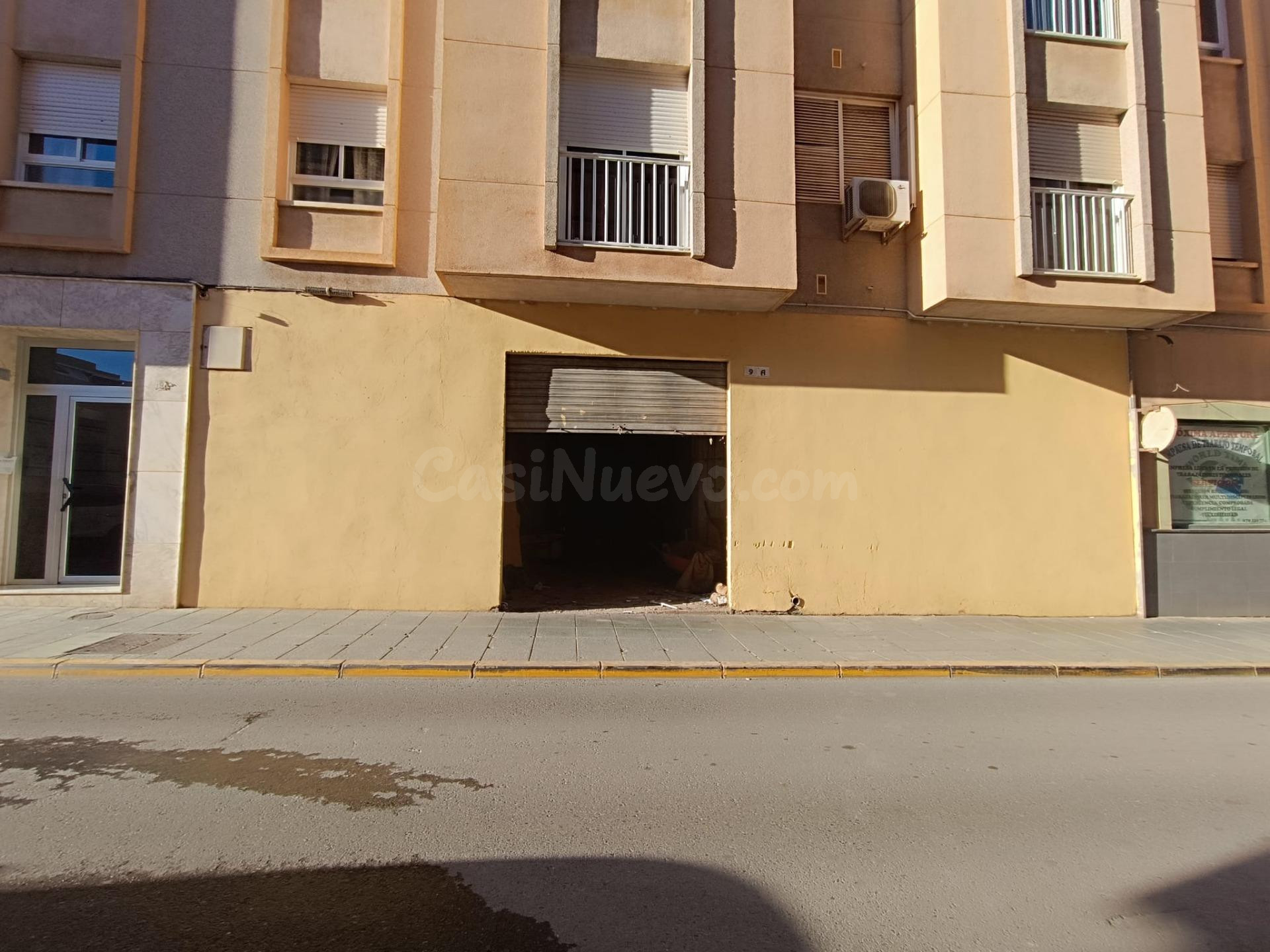 Local comercial de nueva construcción en alquiler - foto 2