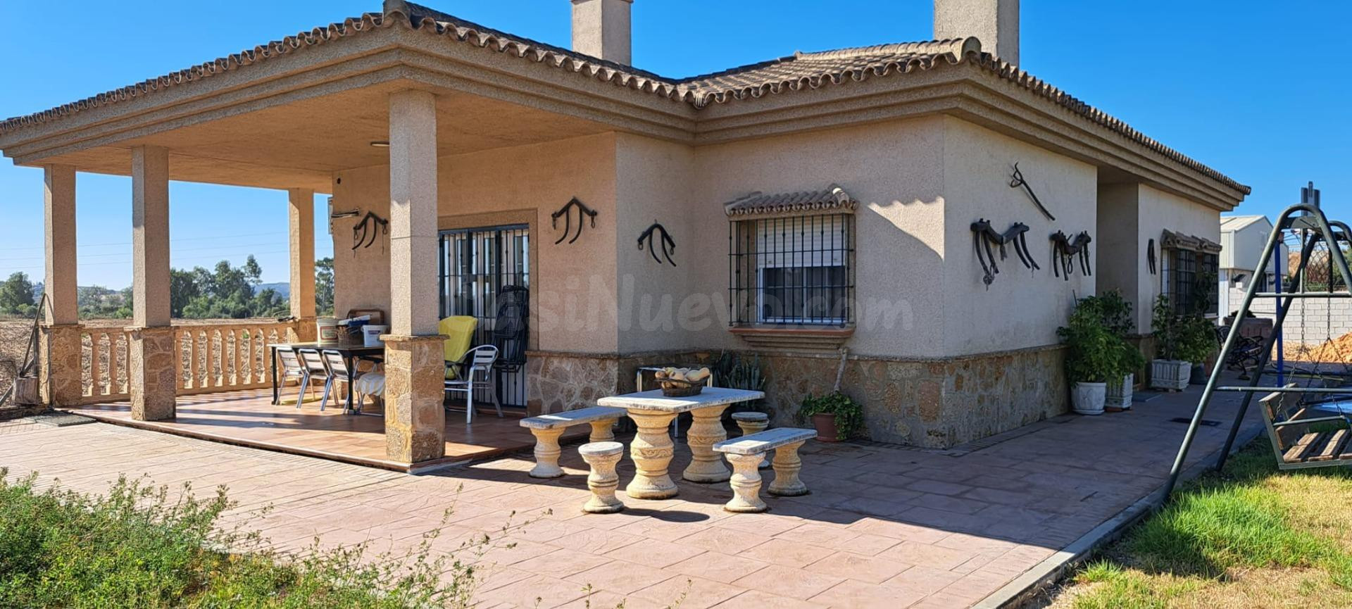 Casa en una sola planta con terreno de 35.895 m2 - foto 3