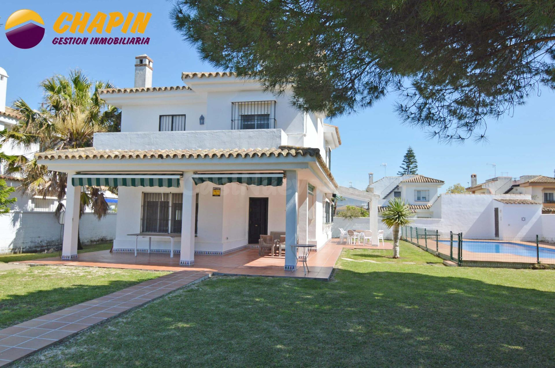 SANCTI PETRI 890.000 €