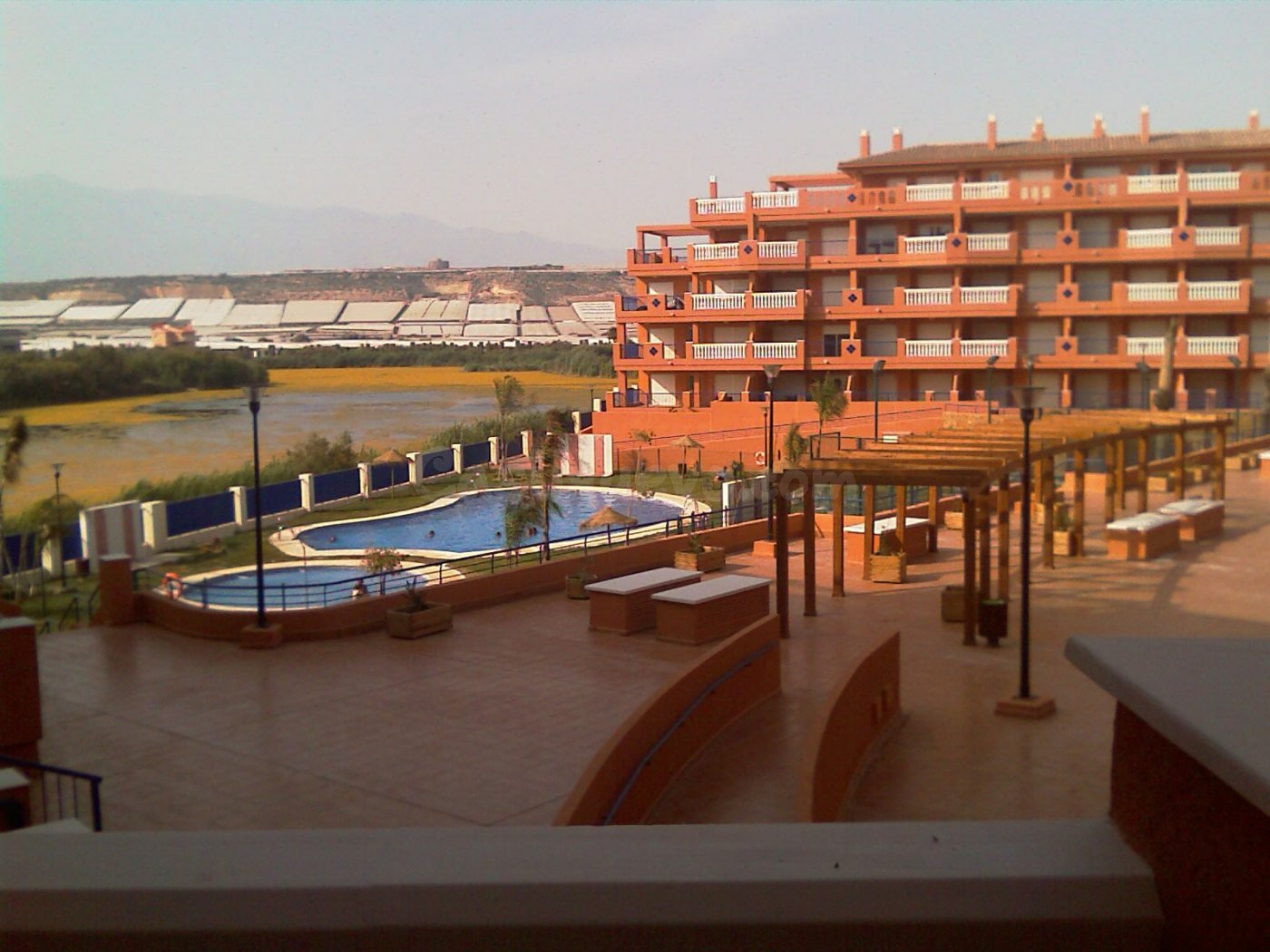 Piso estupendo en Almerimar - foto 3