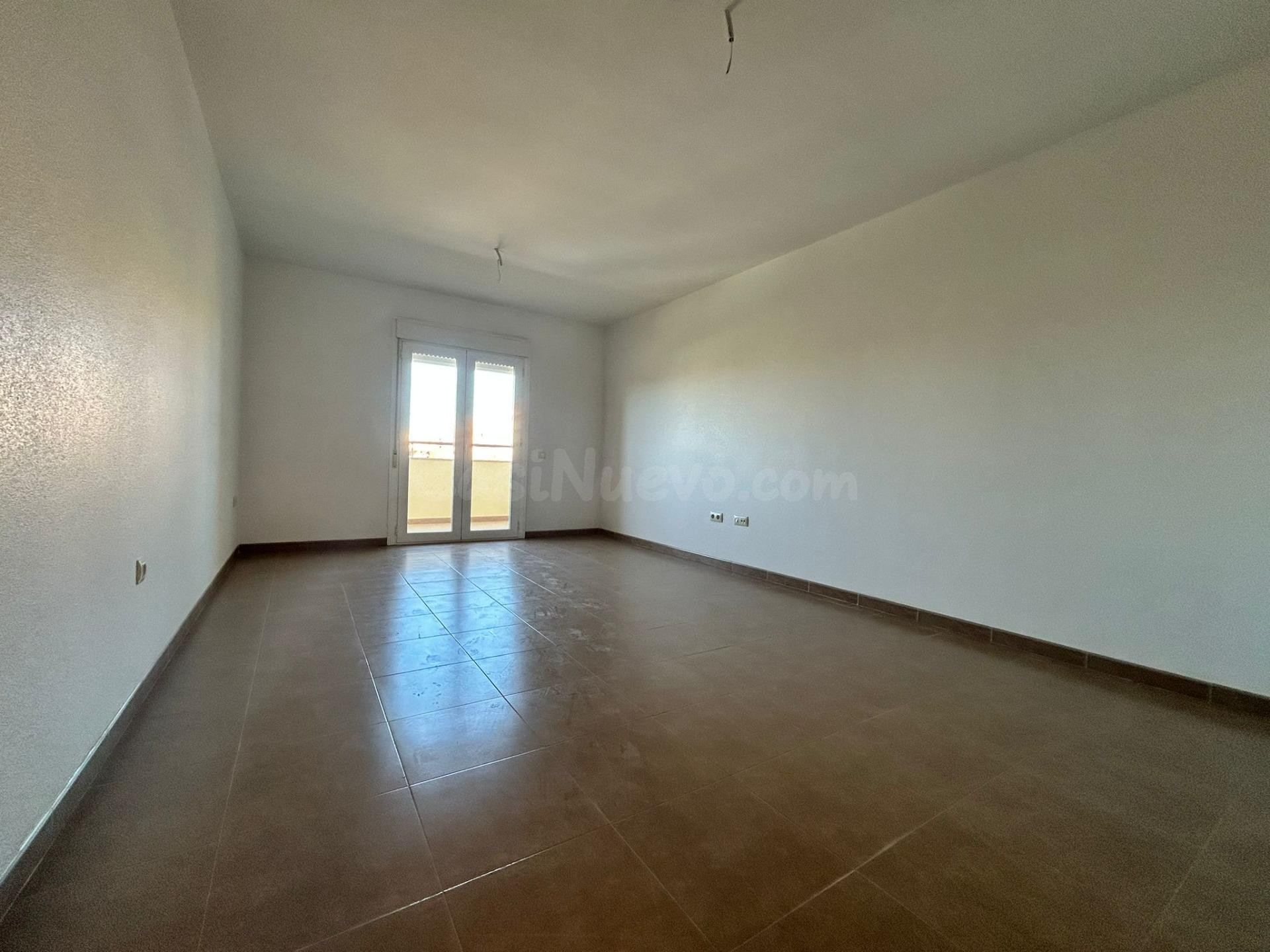 Piso de 3 dormitorios en El Ejido - foto 4