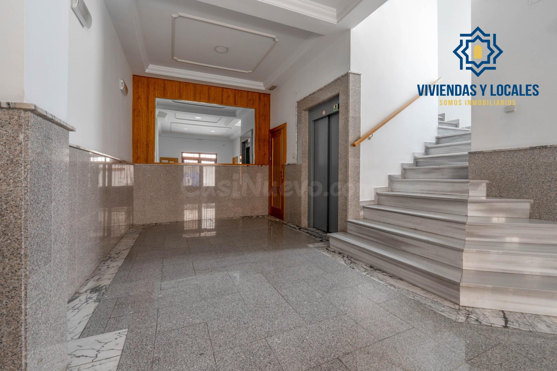 PISO EN LAS GABIAS JUNTO AL METRO - foto 3