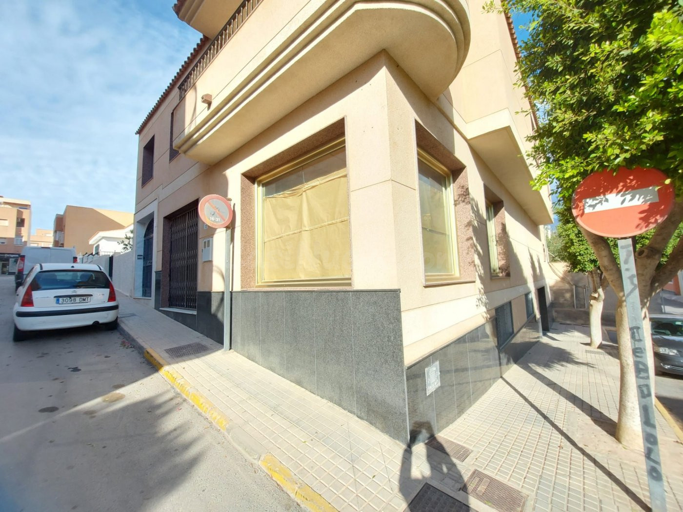 Local en alquiler en El Ejido - foto 2