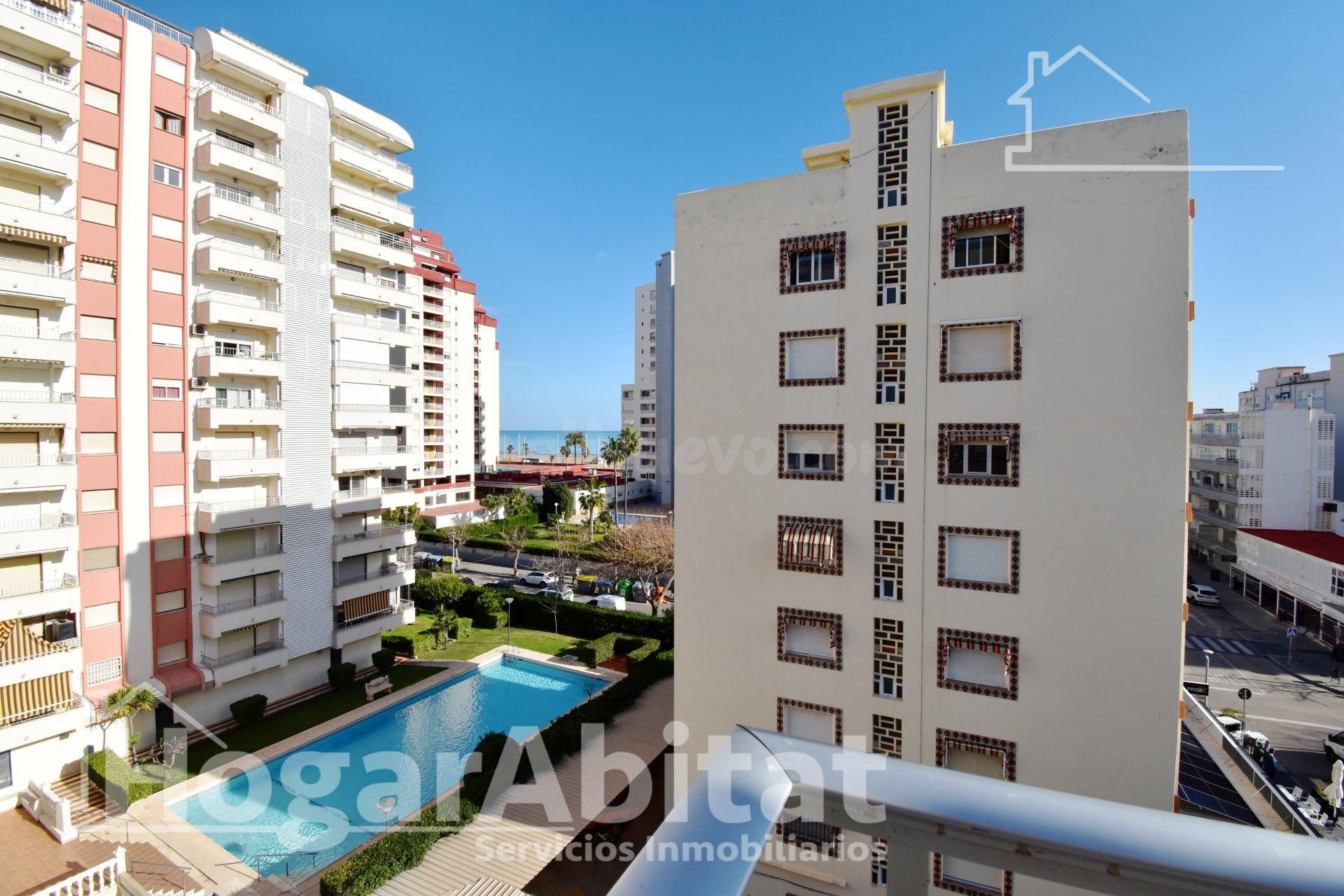 TODO EXTERIOR Y REFORMADO CON TERRAZA Y CON VISTAS AL MAR - foto 4