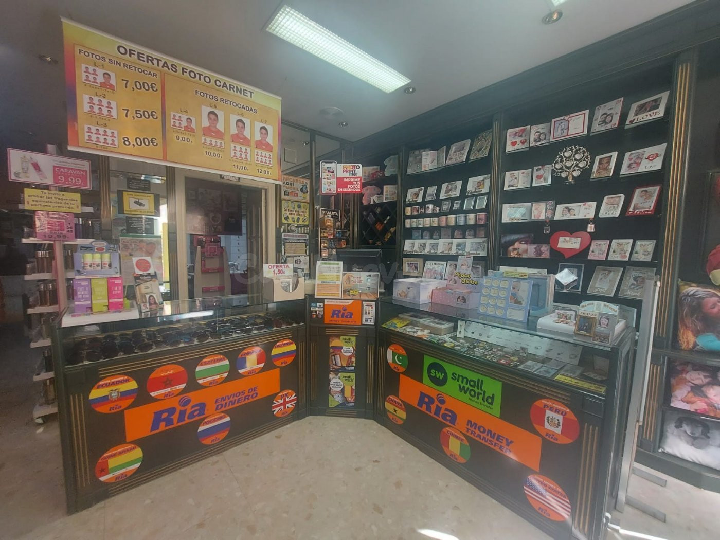 Traspaso y alquiler de local comercial en el centro de El Ej - foto 2