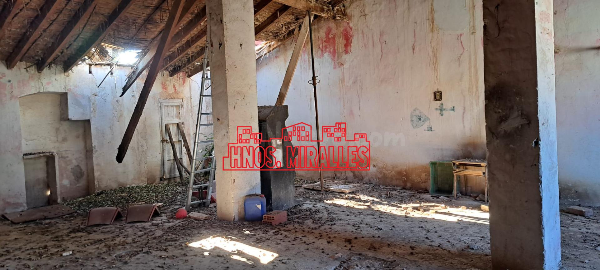 SE VENDE SOLAR CON 100 METROS + 95 METROS PARA CONSTRUIR EN  - foto 3