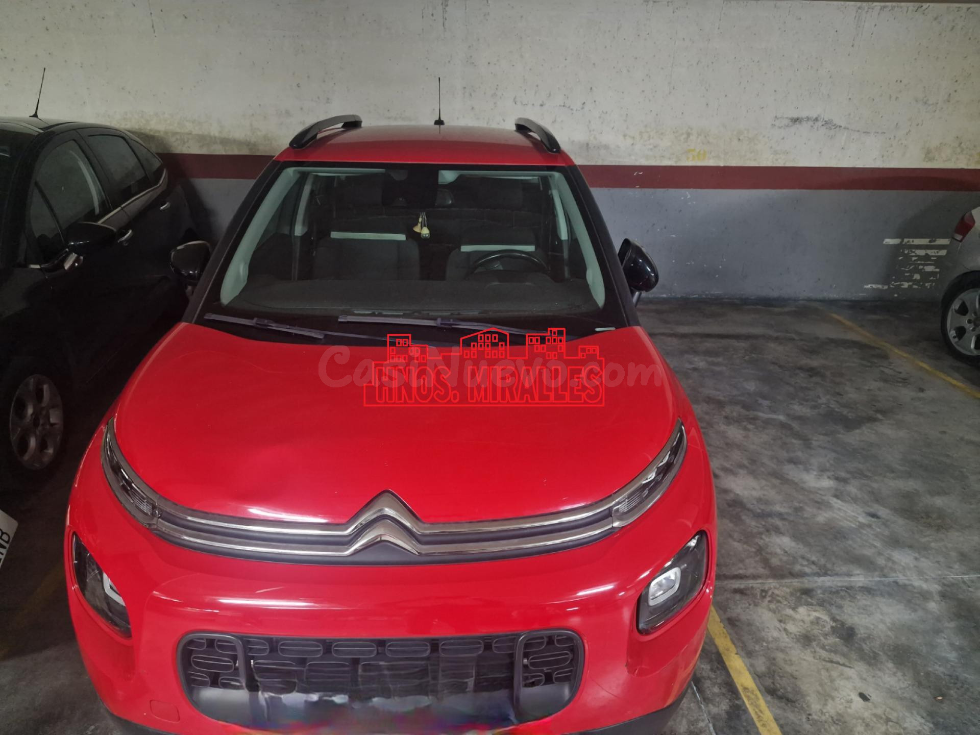 VARIAS PLAZAS DE GARAJES DISPONIBLES MUY BIEN UBICADAS CON S - foto 3