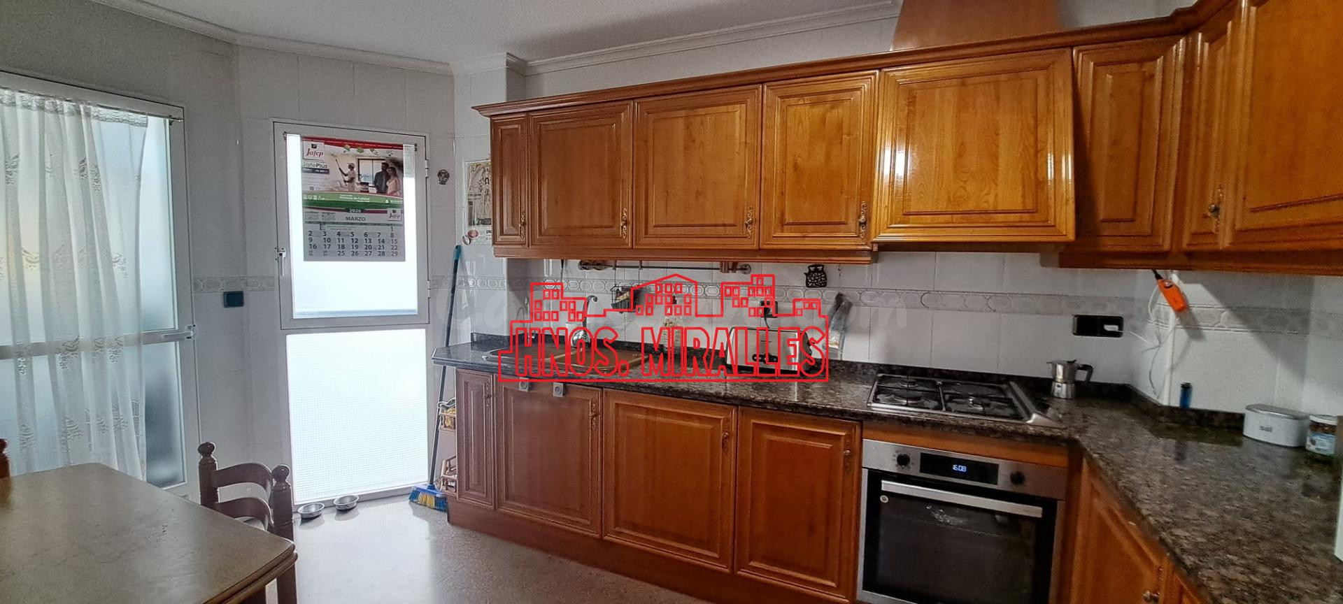 SE VENDE PISO EN ASPE - foto 3