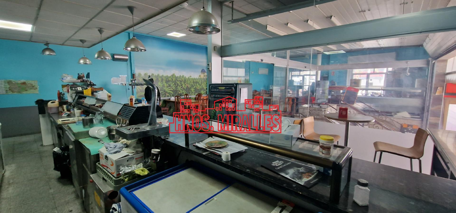 ¡¡ SE TRASPASA BAR RESTAURANTE TOTALMENTE EQUIPADO Y EN PLEN - foto 4