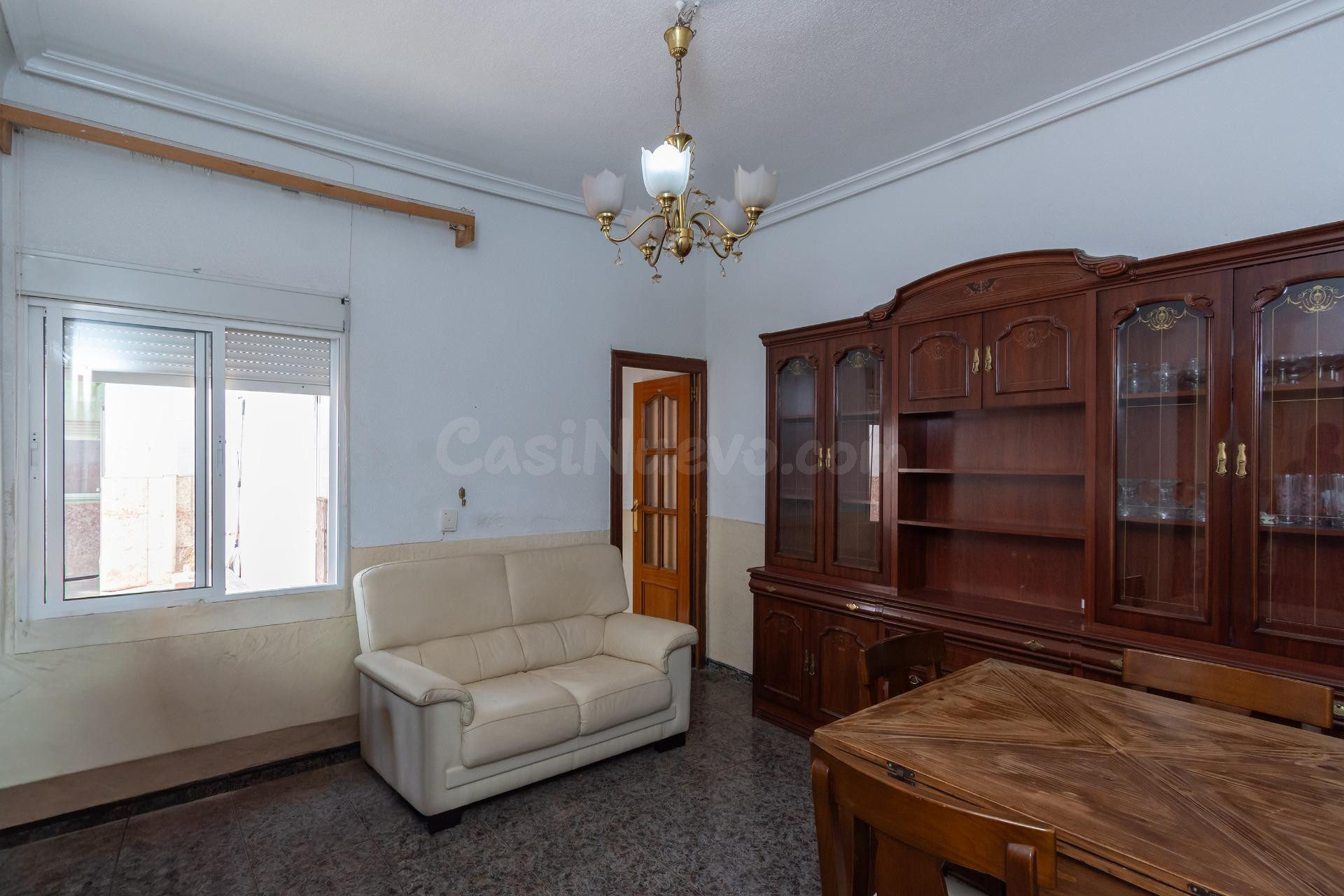 Casa de planta baja con patio grande y terraza en Los Dolore - foto 3