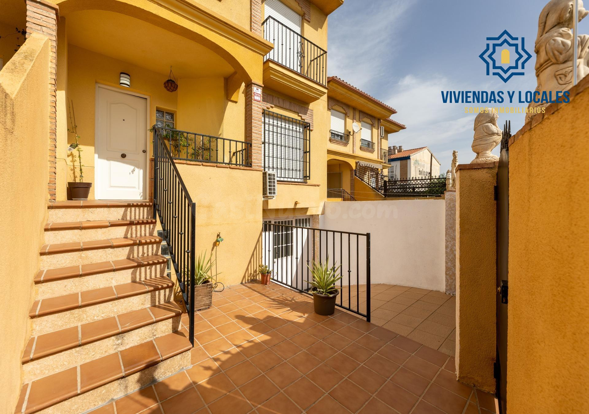 Vivienda unifamiliar reformada en Alhendín - foto 2