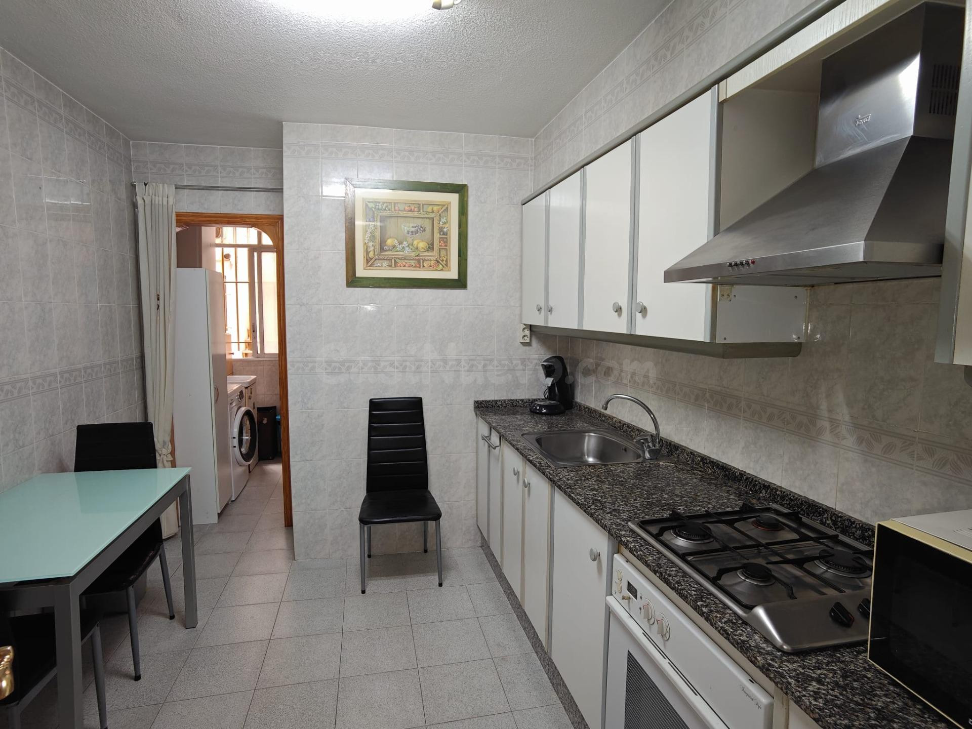 Vivienda amplia con ascensor - foto 3