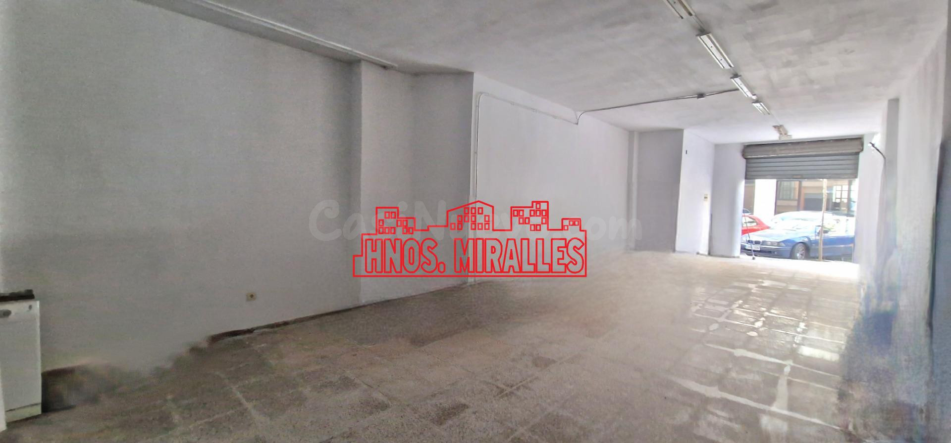 ¡¡SE VENDE LOCAL EN BUENA ZONA E IDEAL PARA MODIFICARLO A TU - foto 2